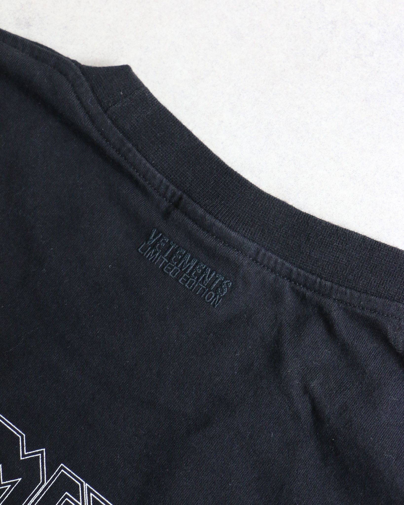 Vetements Vetements Life After Death Tee Black Size US M / EU 48-50 / 2 - 8 Thumbnail