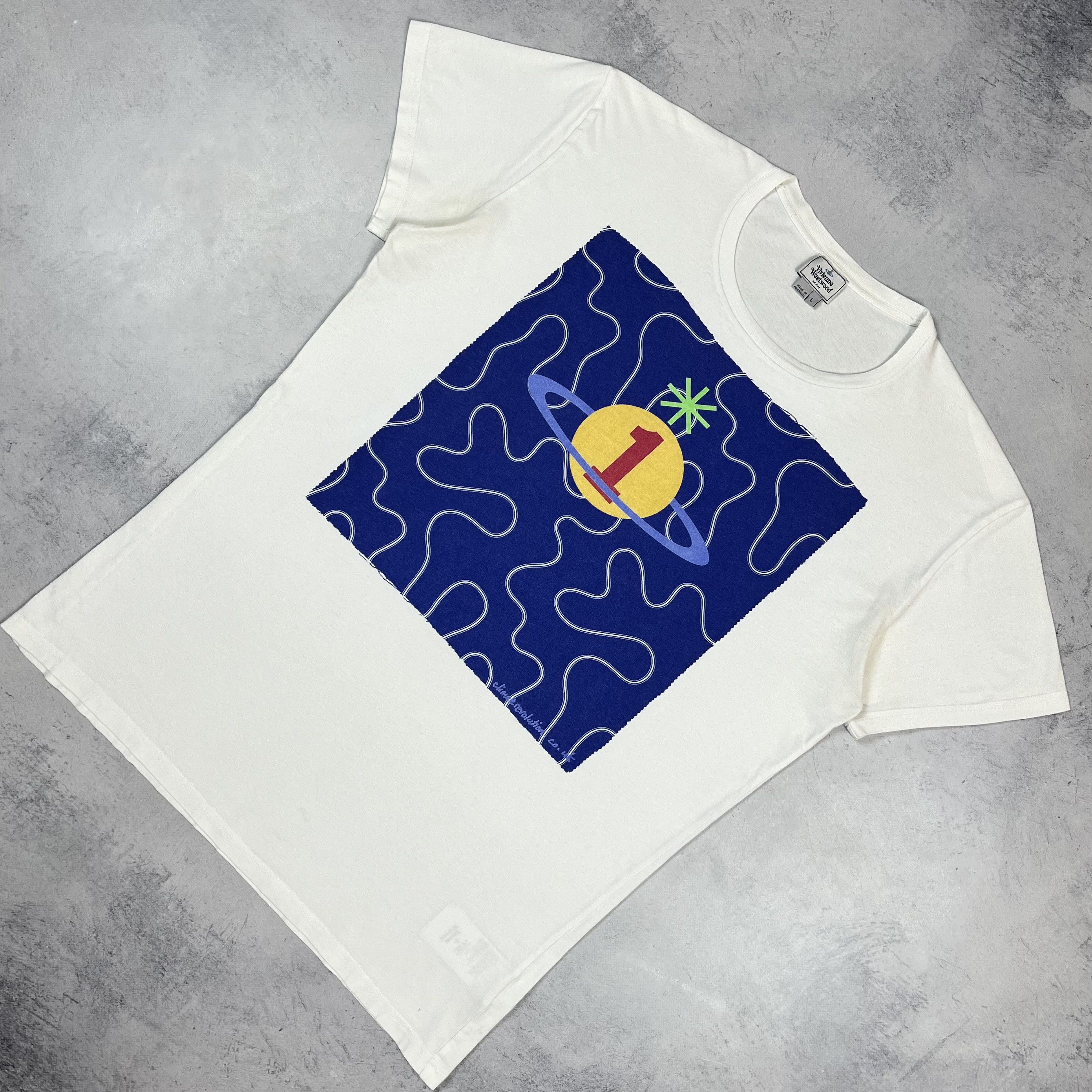 Vivienne Westwood Vivienne Westwood Y2K Orb Big Logo T Shirt Size US L / EU 52-54 / 3 - 1 Thumbnail