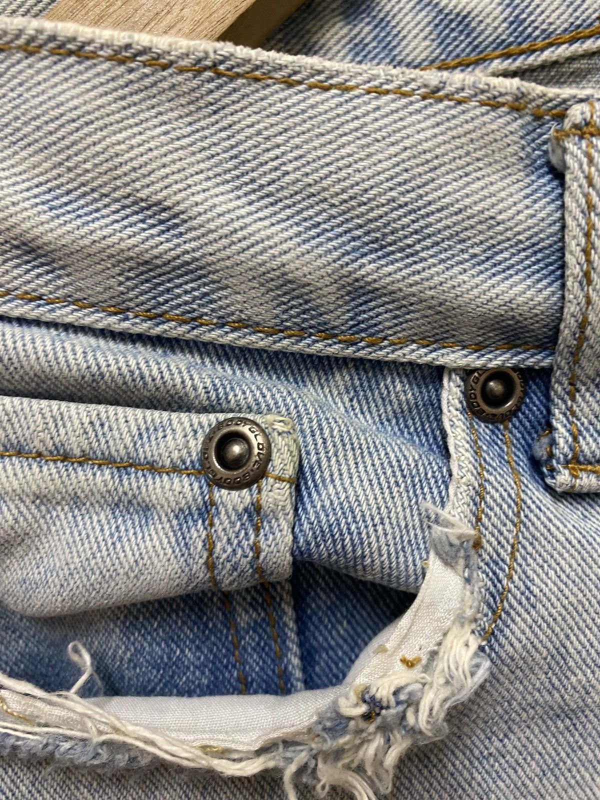 Body Glove Body Glove Distressed Denim Jeans Size 30" / US 8 / IT 44 - 9 Thumbnail