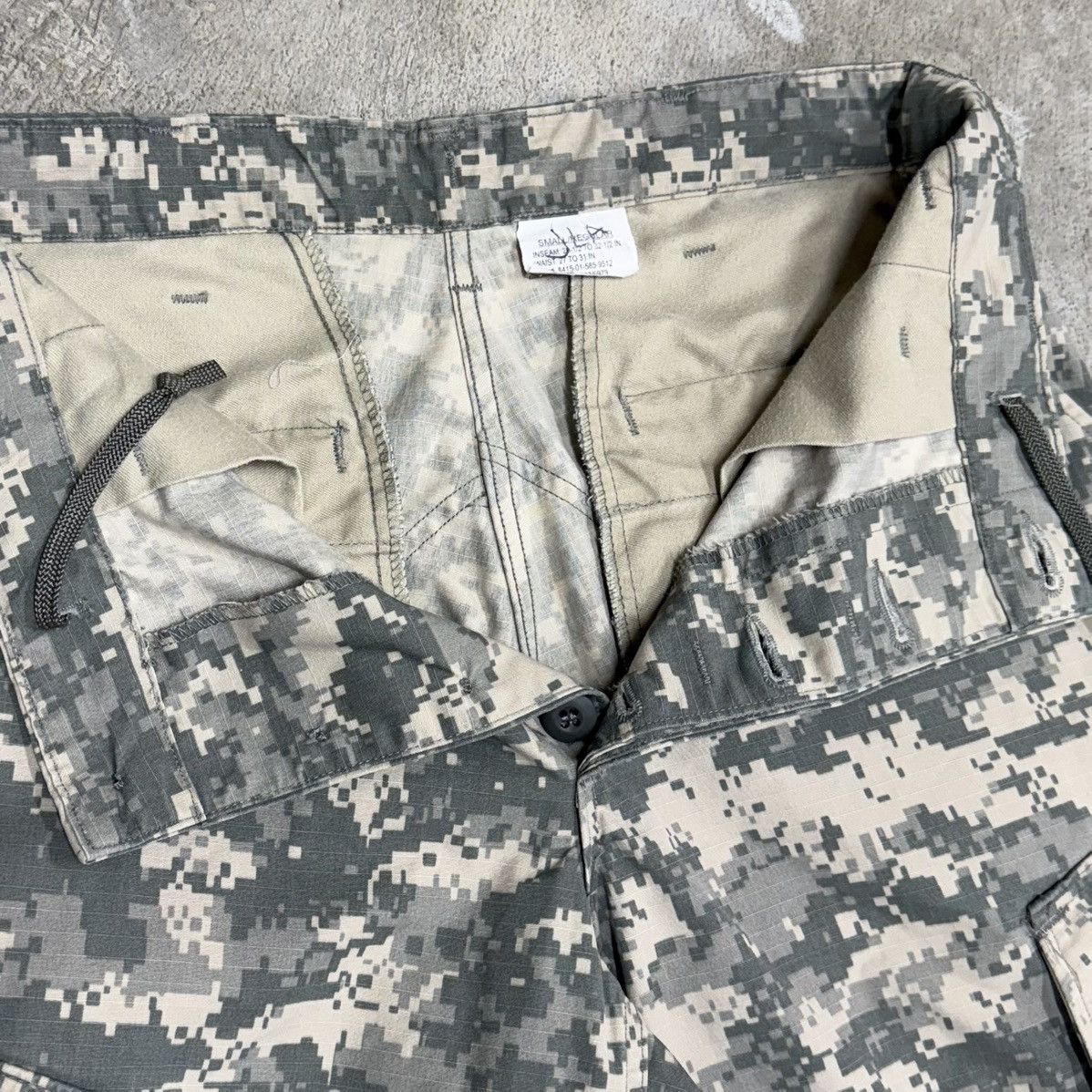 Vintage US Army Digital Camo Tactical Cargo Pants Military Ripstop Size US 32 / EU 48 - 4 Thumbnail
