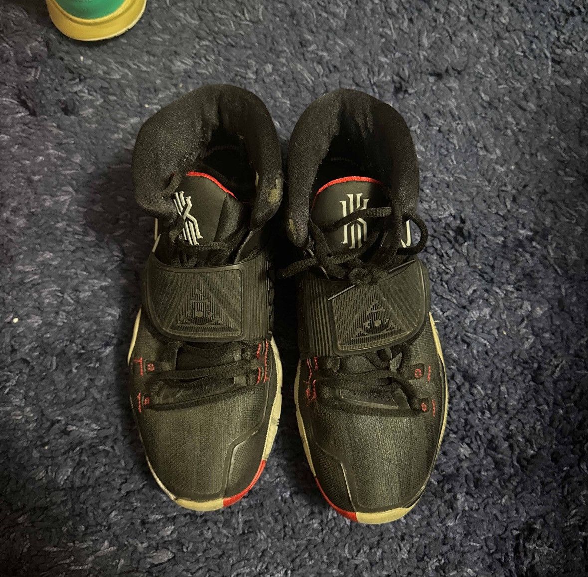 Nike Kyrie 6 “Bred” Size US 10 / EU 43 - 3 Thumbnail
