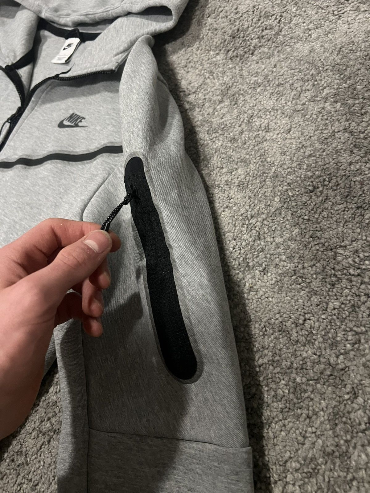 Nike Nike Tech Fleece gray hoodie zip Size US L / EU 52-54 / 3 - 4 Thumbnail