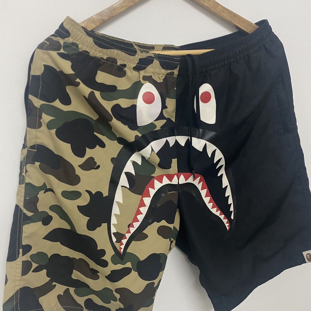 Bape Half Shark Beach Shorts Black Size US 34 / EU 50 - 3 Thumbnail