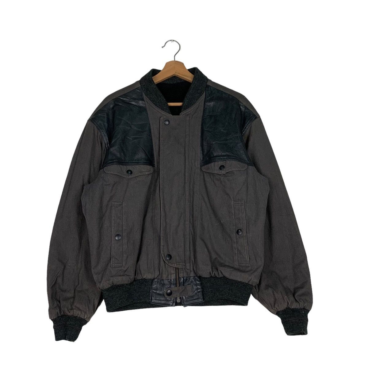 Vintage FORBICI D’ORO HOMME Big Logo Sherpa Bomber Jacket #0523-C24 Size US M / EU 48-50 / 2 - 1 Thumbnail