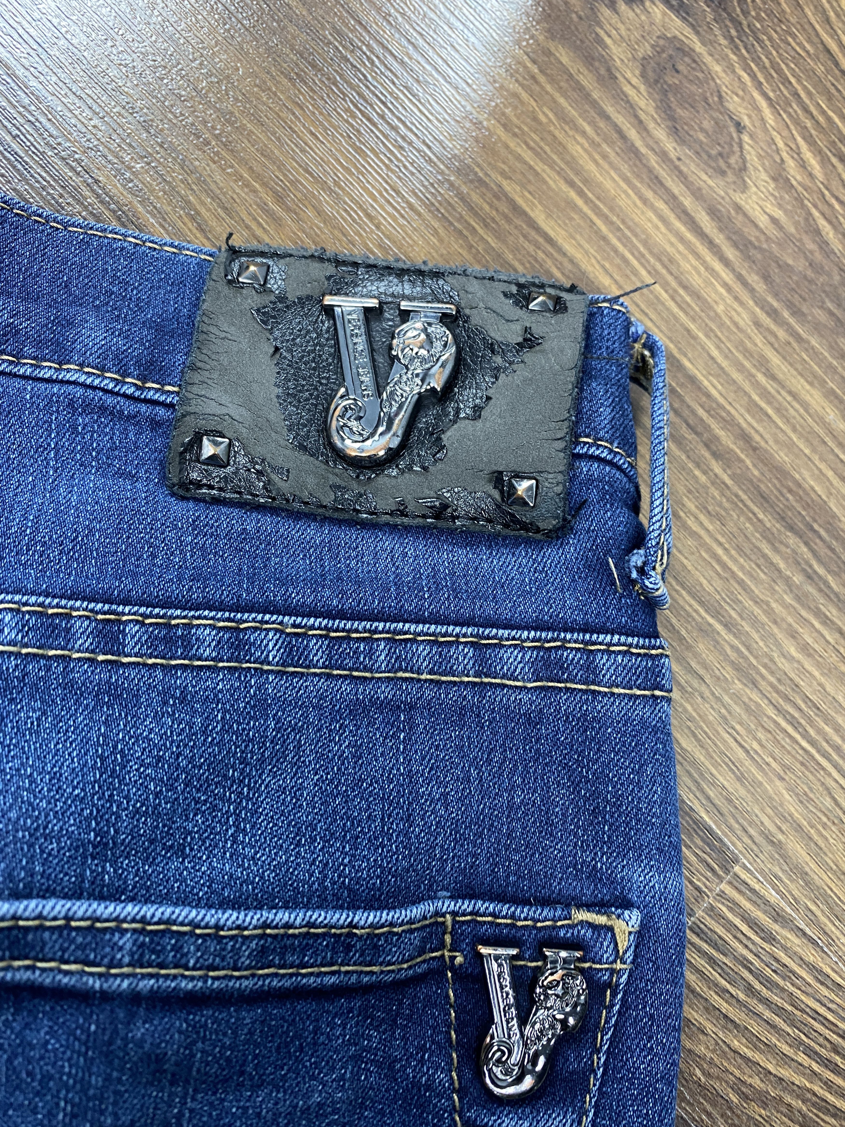 Versace × Versace Jeans Couture × Vintage Versace Jeans Couture denim pants slim fit jeans Size US 30 / EU 46 - 11 Thumbnail