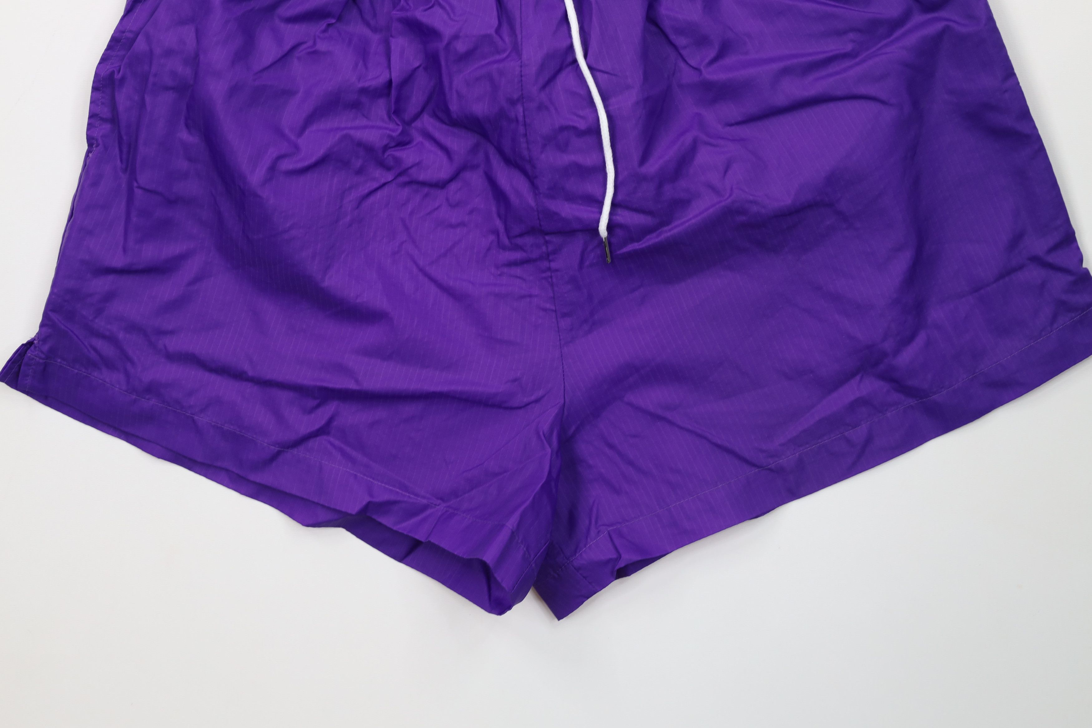 Vintage Vintage 90s Streetwear Running Jogging Soccer Shorts Nylon Size US 34 / EU 50 - 4 Thumbnail