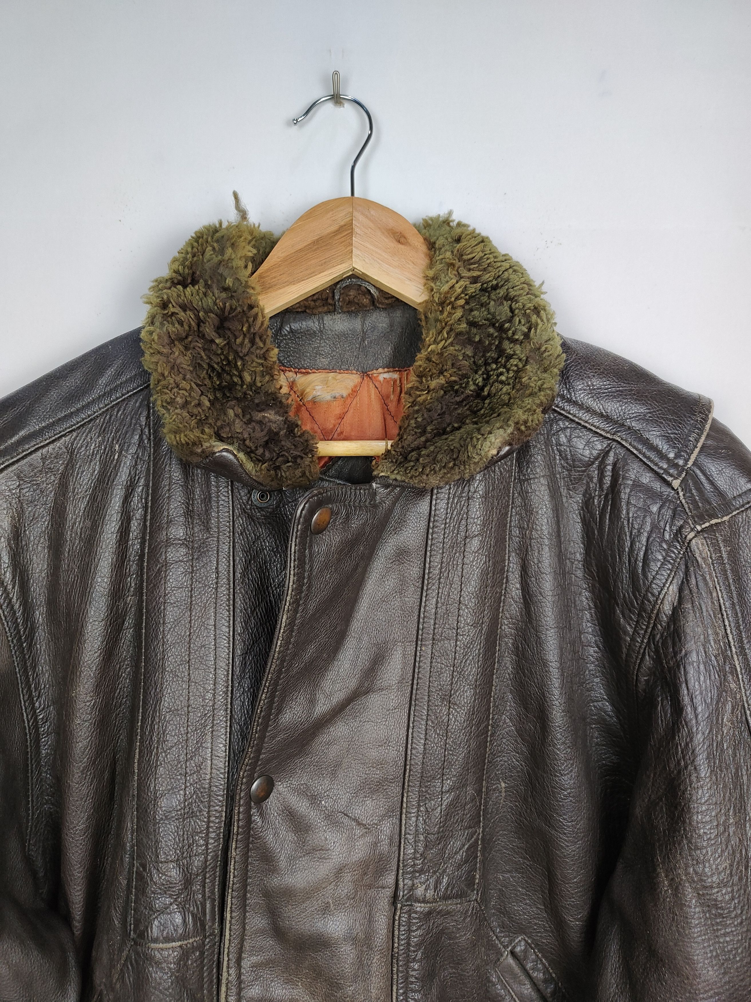 Avirex Vintage Avirex USA Embroidered Leather Jacket Size US M / EU 48-50 / 2 - 4 Thumbnail