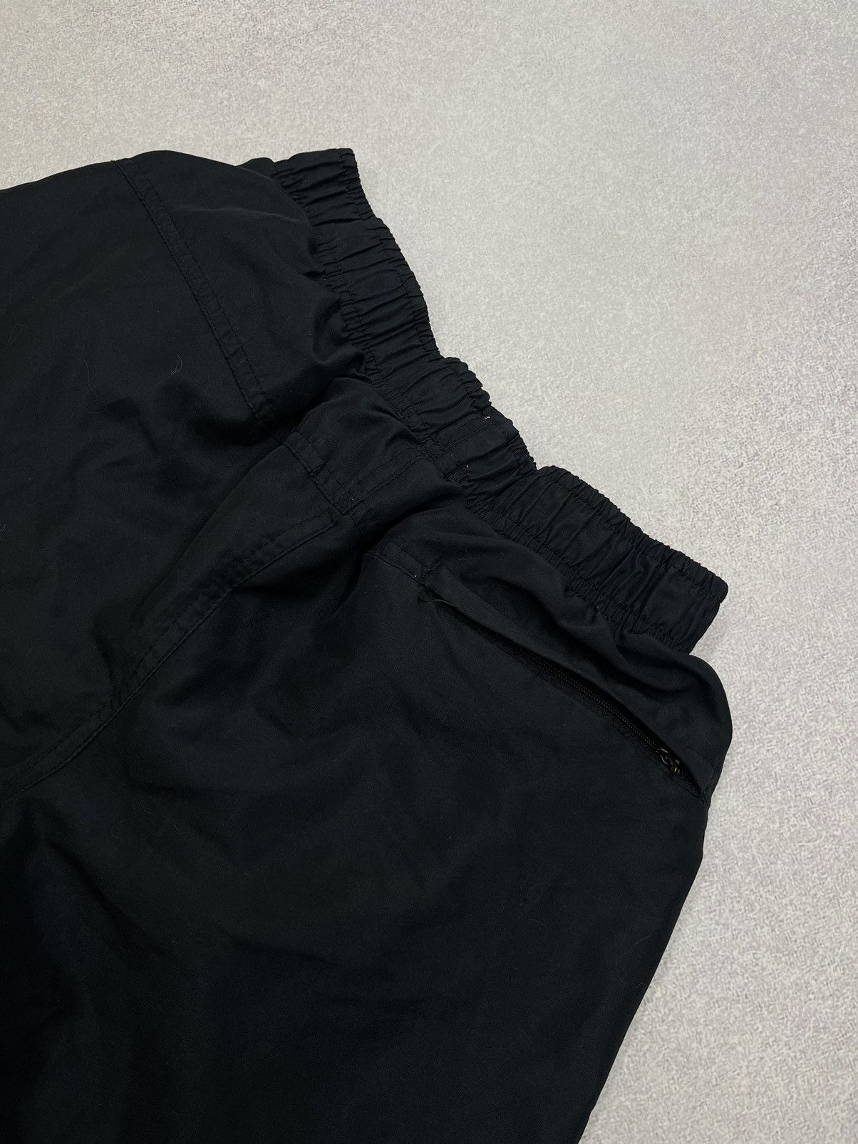 Calvin Klein Mens Calvin Klein Swimwear Black Shorts Lampas Y2K Size US 30 / EU 46 - 6 Thumbnail