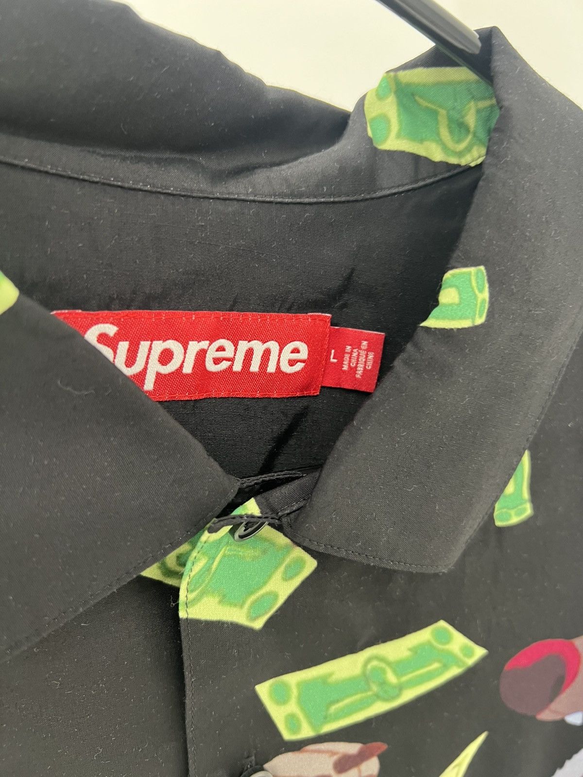Supreme Supreme All Dogs Go to Heaven Button Up Size US L / EU 52-54 / 3 - 2 Thumbnail