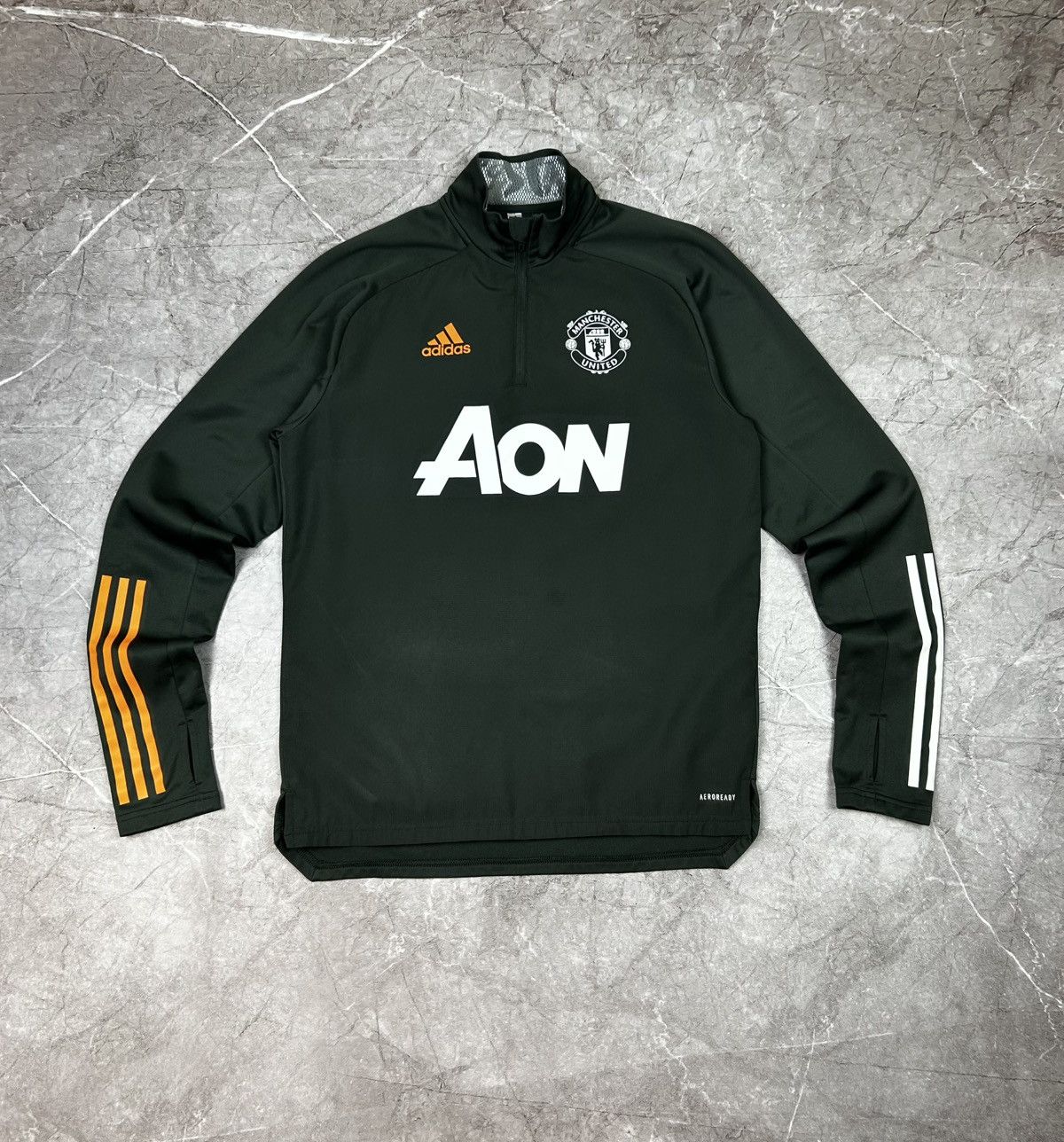 Adidas •Adidas Manchester United Long sleeve 61 Training jersey Size US M / EU 48-50 / 2 - 2 Thumbnail