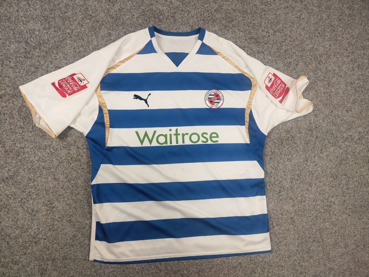 Puma Vintage Puma FC Reading 2009/10 homme soccer football Shirt Size US L / EU 52-54 / 3 - 6 Thumbnail