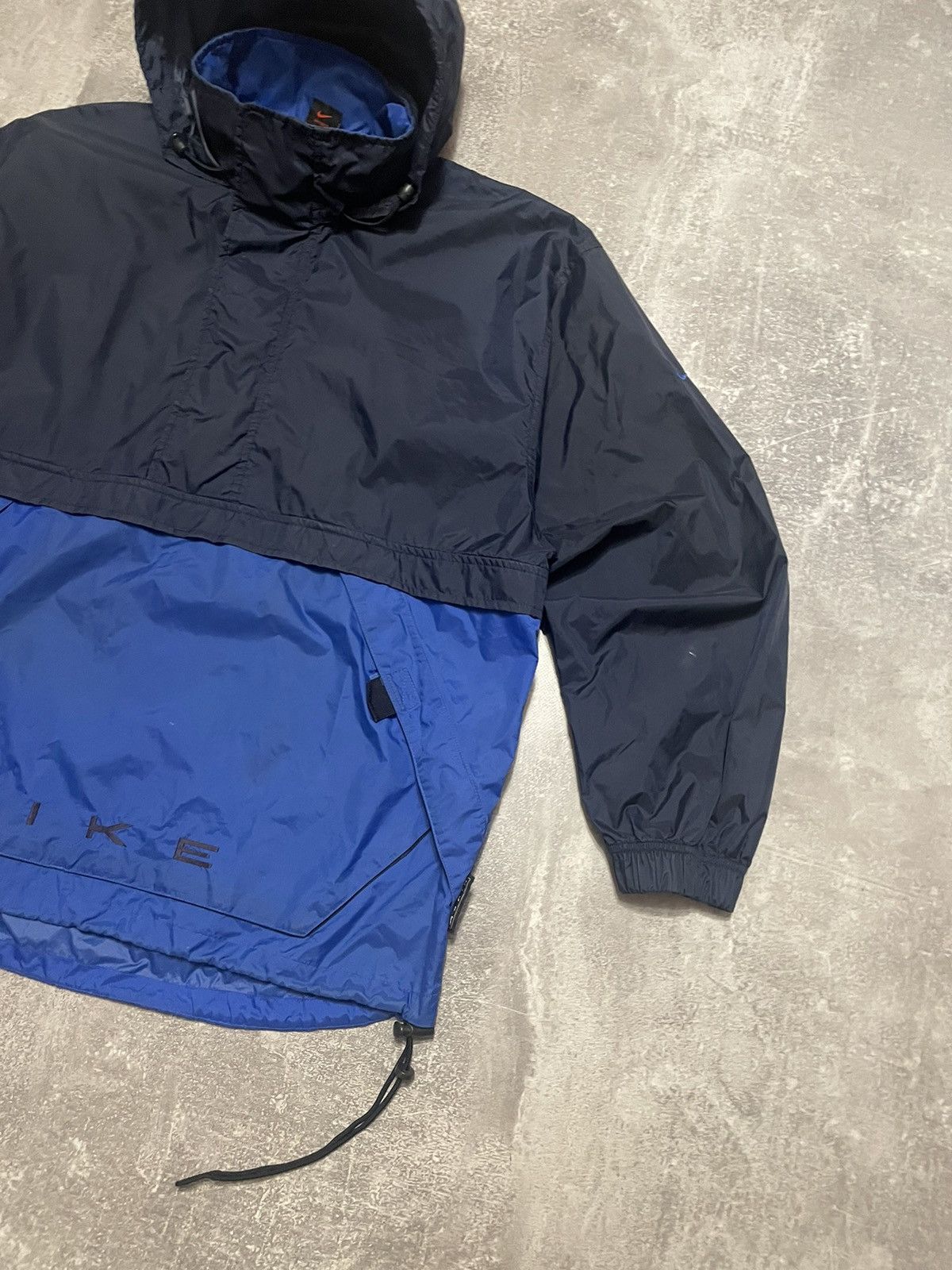 Nike Vintage Nike Raincoat Windbreaker Jacket 90s Size US M / EU 48-50 / 2 - 6 Thumbnail