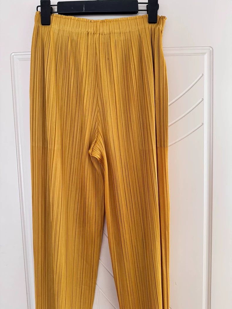Issey Miyake issey miyake size:4 Yellow pleated pants Size 42" / US 20 - 3 Thumbnail
