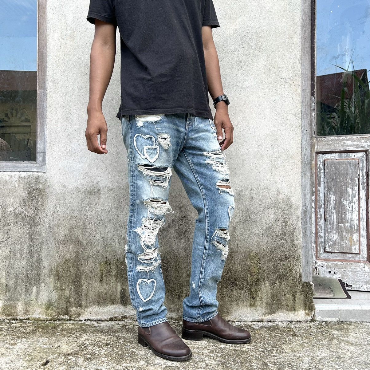 Japanese Brand RNA Crazy Distressed Bluewash Denim Pants Size US 30 / EU 46 - 3 Thumbnail