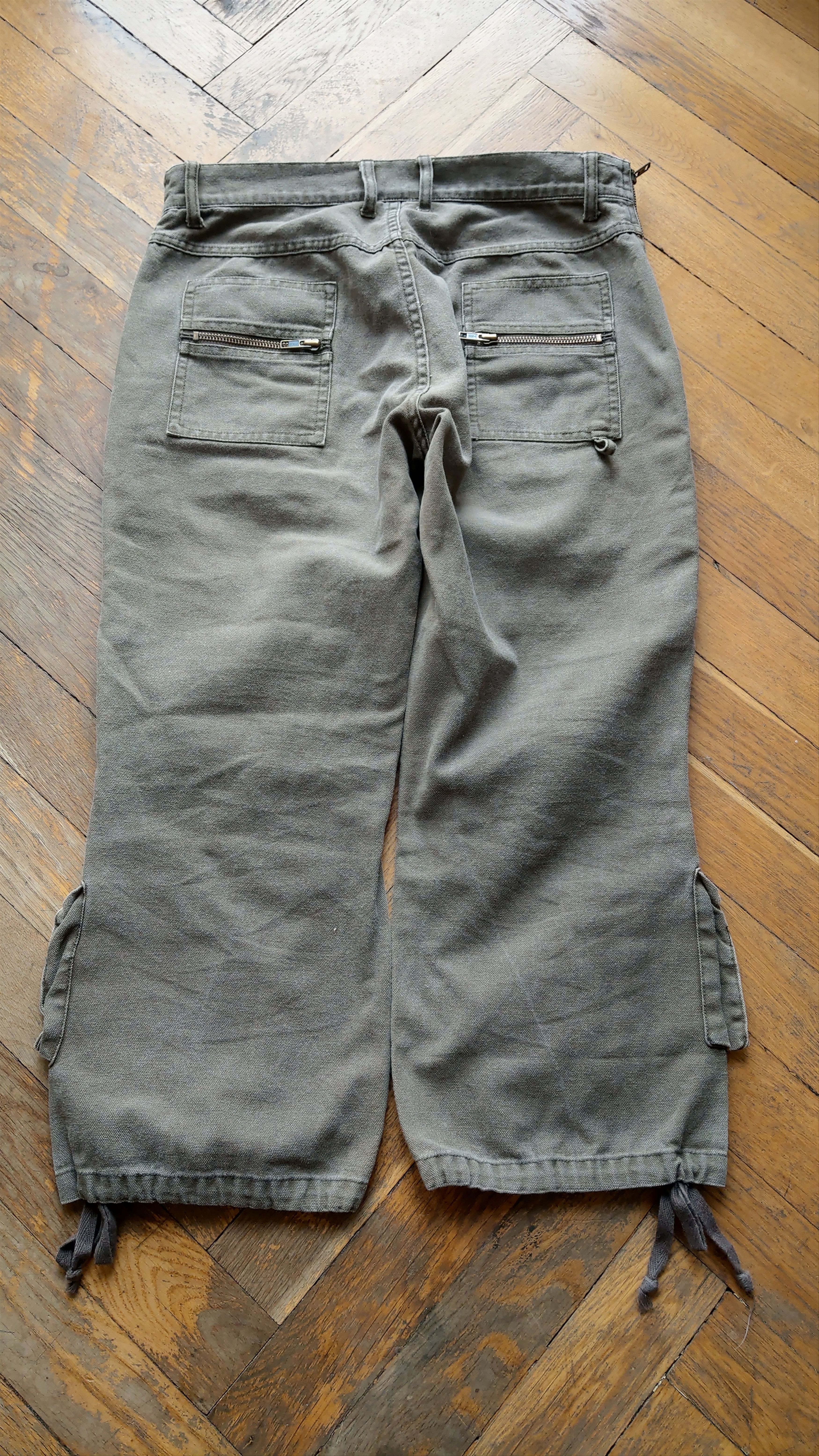 Japanese Brand × Vintage Detailed Cargo Pants Flared Hacker opium y2k Baggy Bootcut Size US 31 - 13 Thumbnail