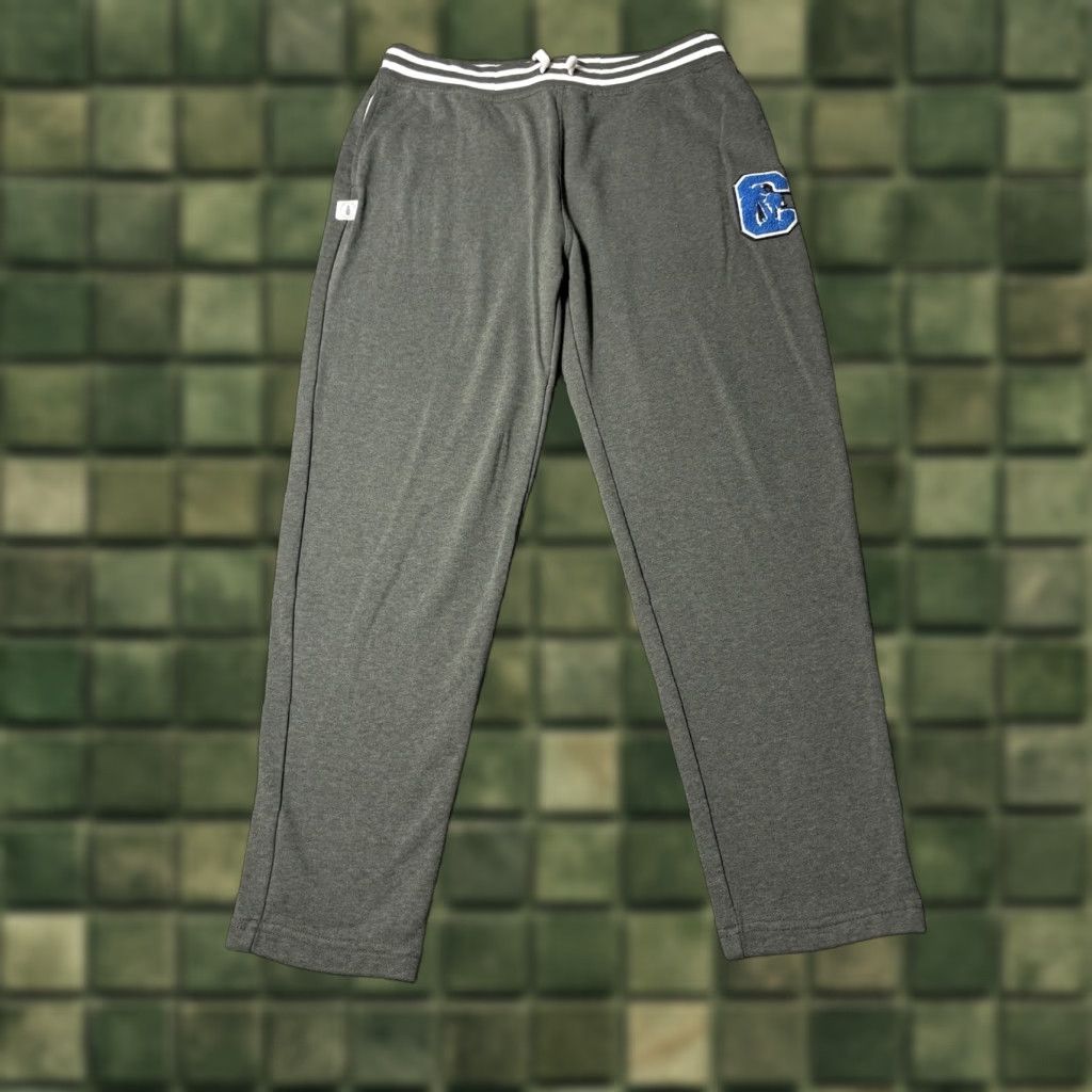 Chubbies Chubbies Jogger Sweatpants Men XL Green Waist Tapered Drawstring Pockets Regular Size US 36 / EU 52 - 1 Thumbnail