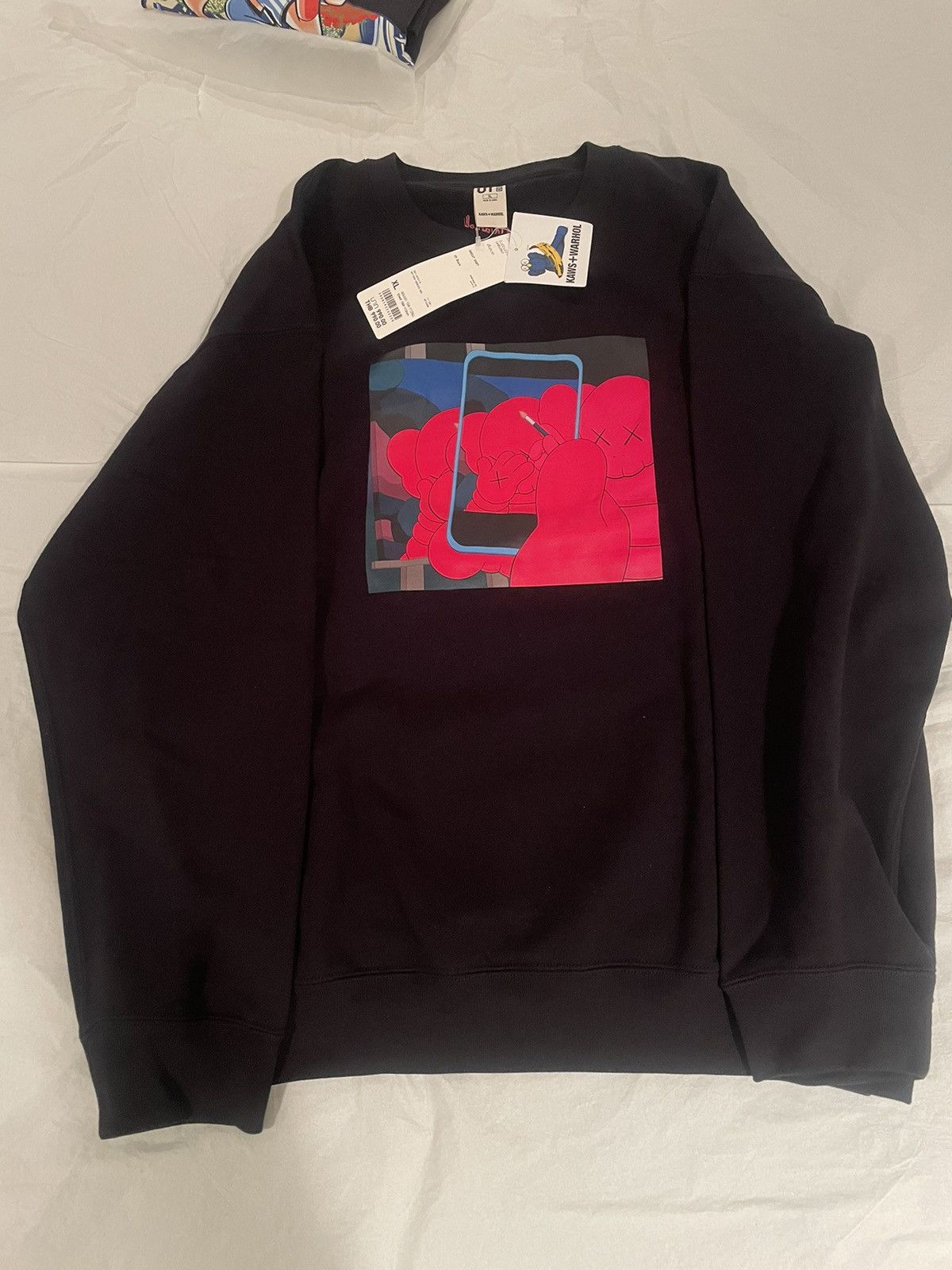 Kaws × Uniqlo UnicloXKawsXAndywarhol Size US M / EU 48-50 / 2 - 1 Thumbnail
