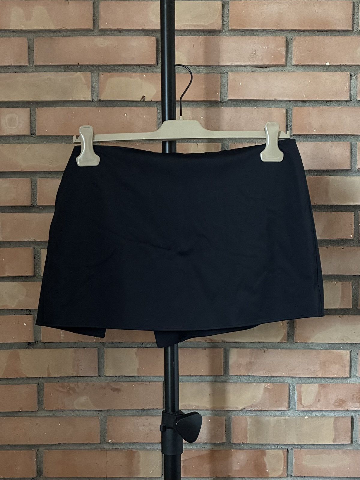 1017 ALYX 9SM 1017 ALYX 9SM Rea Mini Skirt Size 26" / US 2 / IT 38 - 3 Thumbnail