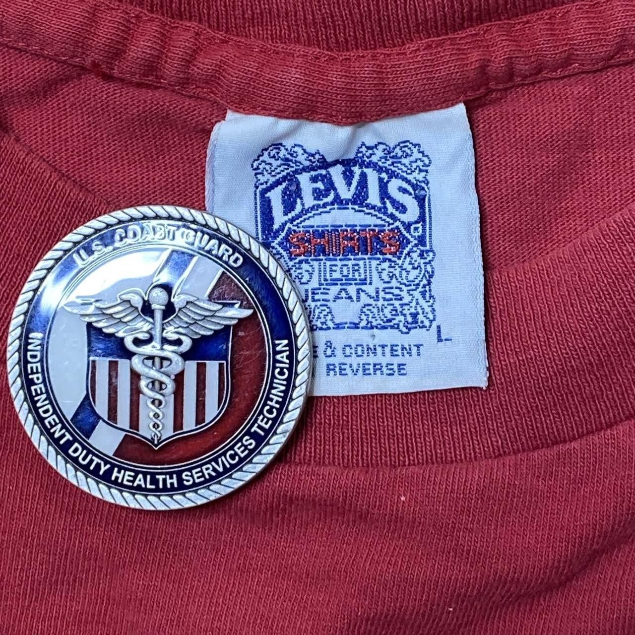 Levi's Vintage Levi's 1993 Red Tee Size Large Size US L / EU 52-54 / 3 - 6 Thumbnail
