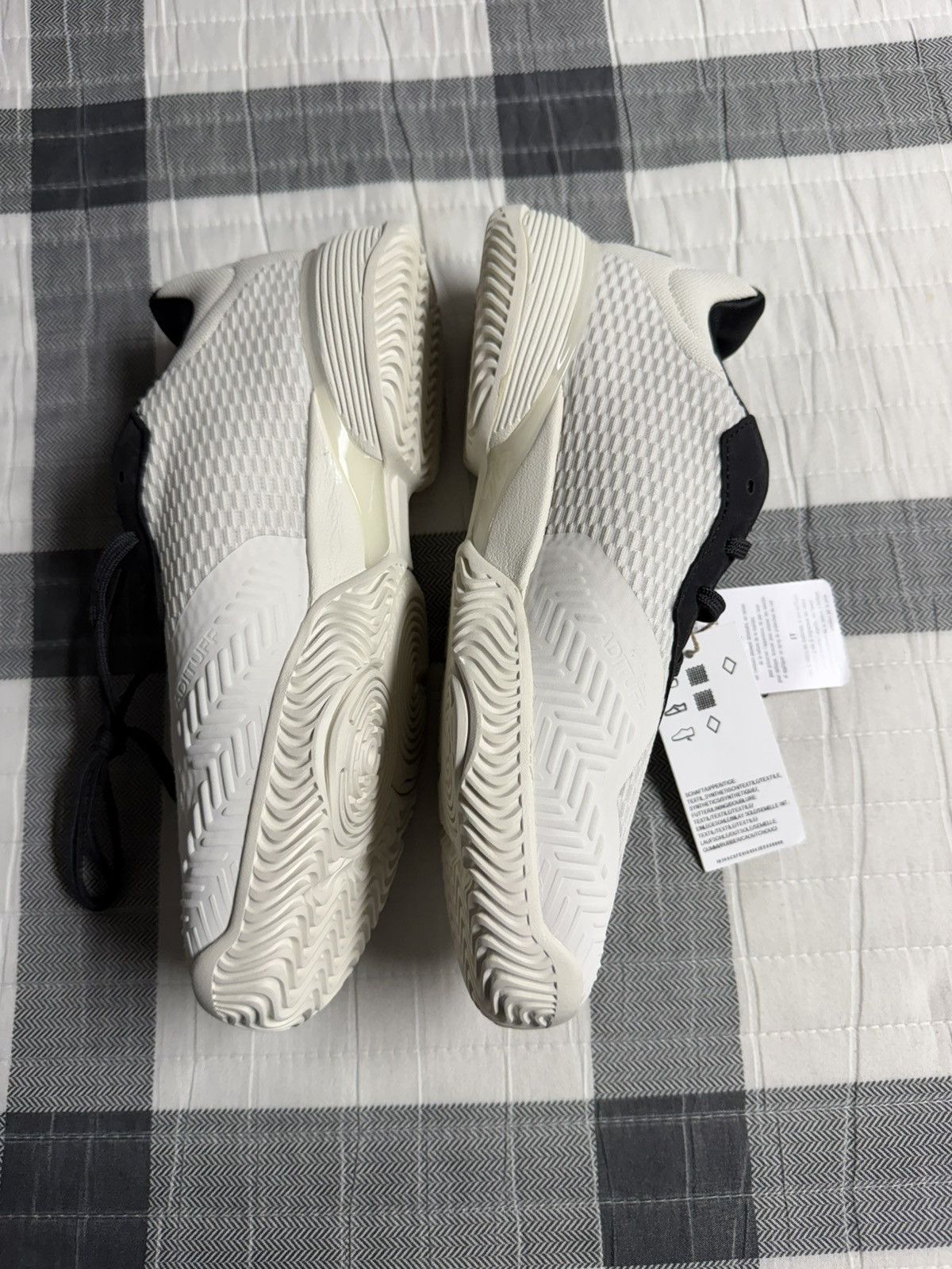 Y-3 Brand new Adidas Barricade K Y-3 Shoes Size US 6 / EU 39 - 4 Thumbnail