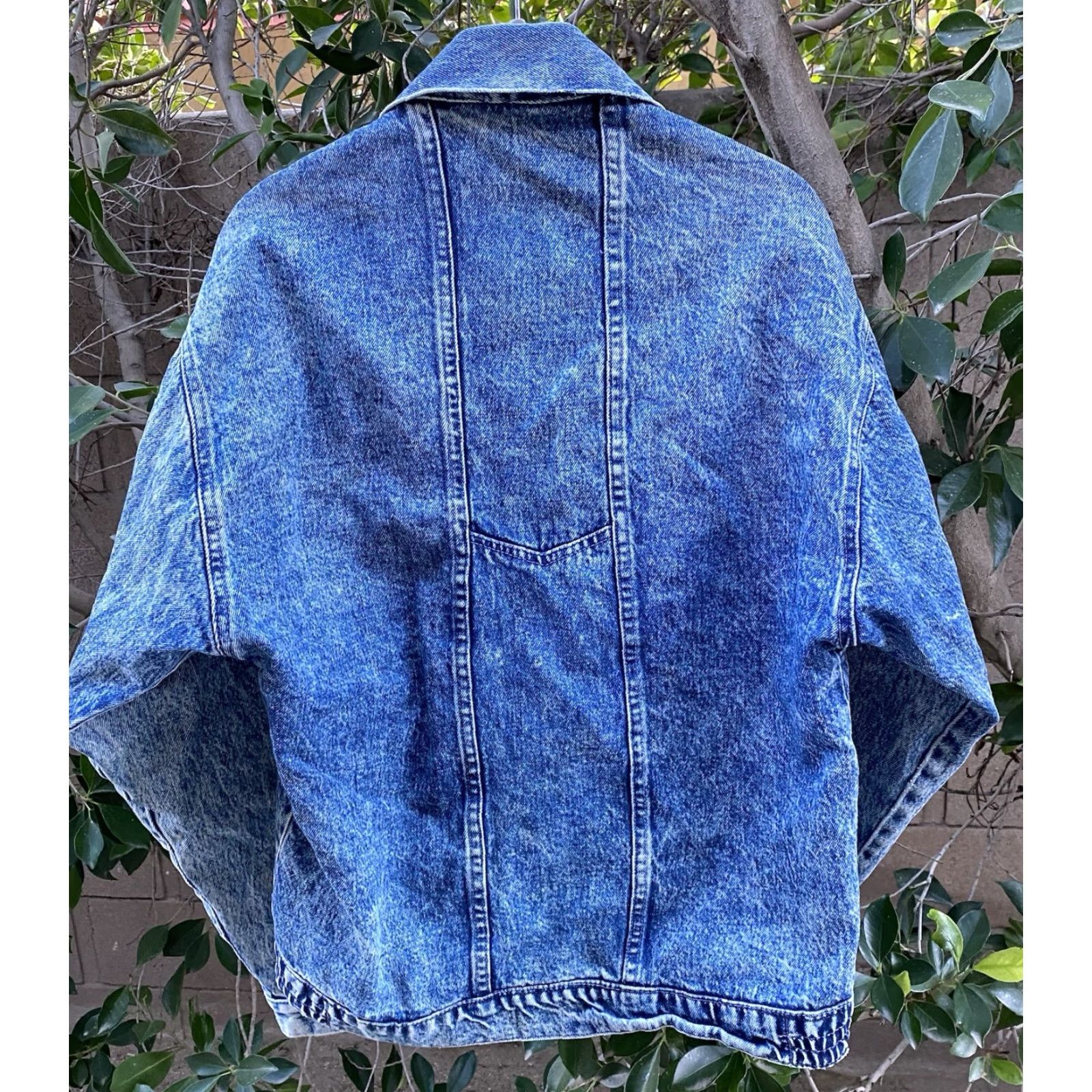 Vintage VINTAGE Bandolino Denim Jacket Acid Wash Cropped Boxy Western Seam 80s 90s Worn Blue Cotton Denim Women Jacket Bandolino Western Casual Vintage Size ONE SIZE - 5 Thumbnail