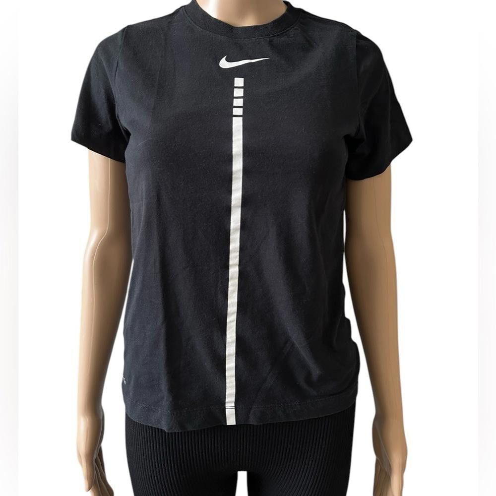 Designer Nike Dri-FIT T-Shirt - Black - Size M Size M / US 6-8 / IT 42-44 - 1 Thumbnail