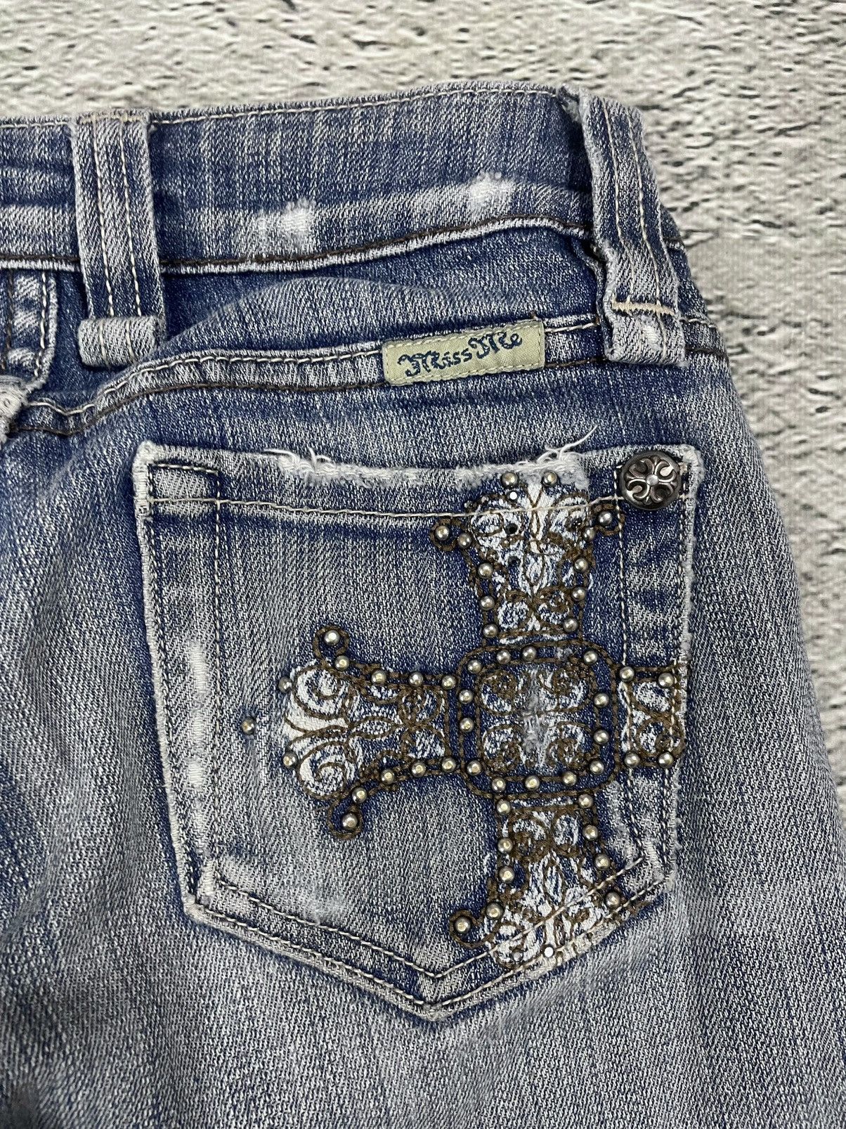 Miss Me Miss Me flared bootcut white stitching denim vintage y2k Size 24" / US 00 / IT 34 - 3 Thumbnail