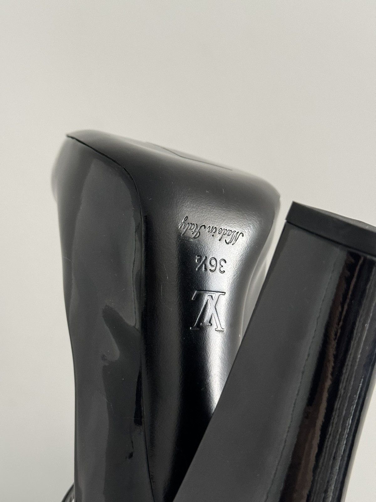 Louis Vuitton Runway Louis Vuitton By Marc Jacobs Fall 2011 heels Size US 6 / IT 36 - 7 Thumbnail
