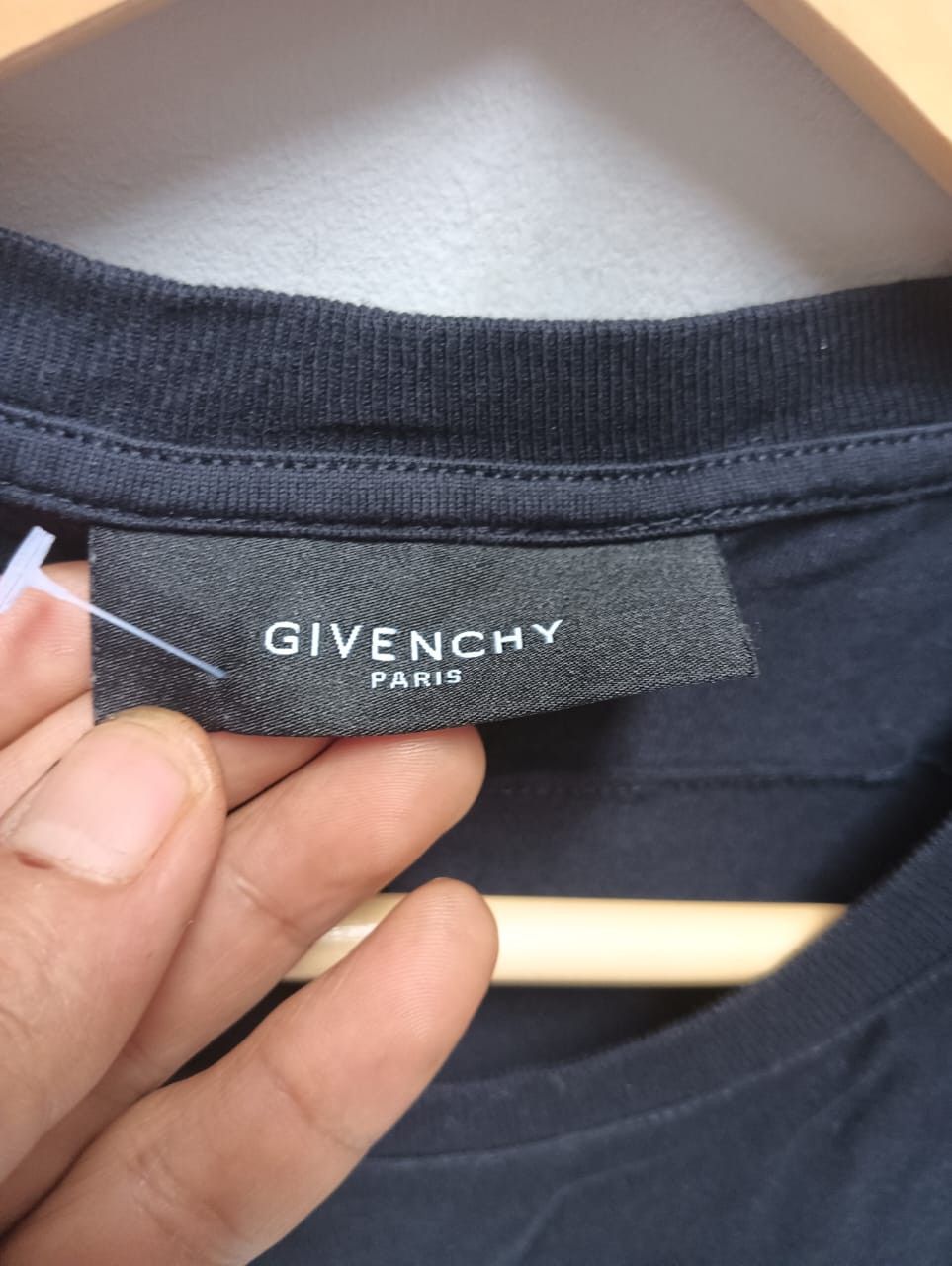 Vintage Givenchy Paris unicorn parody t-shirt Size US S / EU 44-46 / 1 - 5 Thumbnail