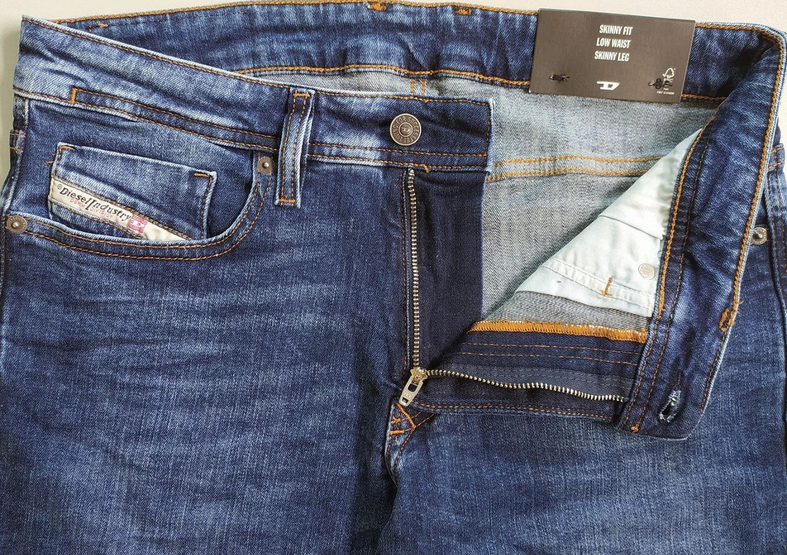 Diesel Diesel 1979 SLEENKER-R L.30 MENS JEANS T/9739 Size US 29 - 5 Thumbnail