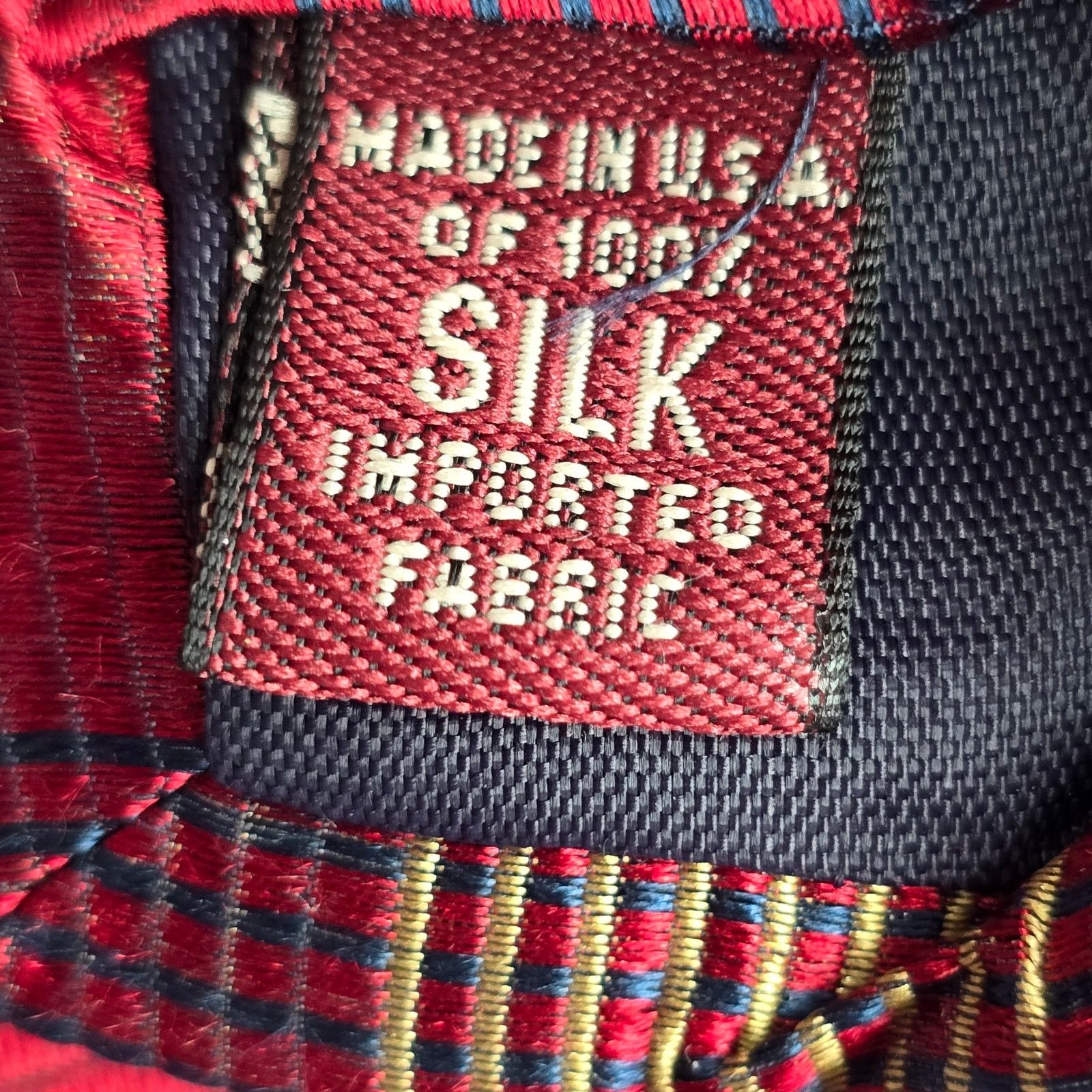 Jos. A. Bank Jos. A. Bank Corporate Red Plaid Tartan 100% Silk Neck Tie Size 28 - 5 Thumbnail