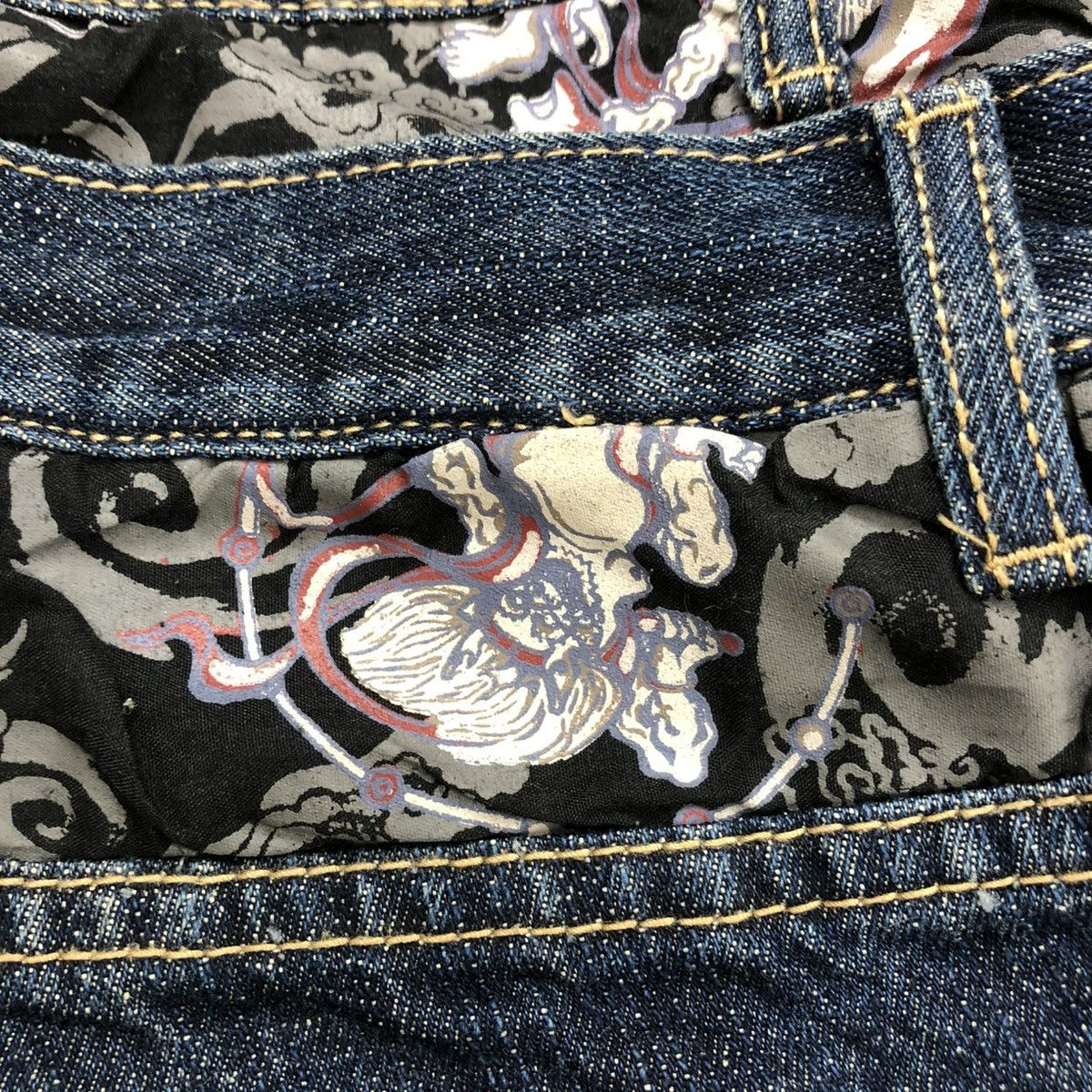 Ed Hardy 2000s Japanese Brand Double Waist Phoenixs Embroidered Jeans Size US 32 / EU 48 - 8 Thumbnail