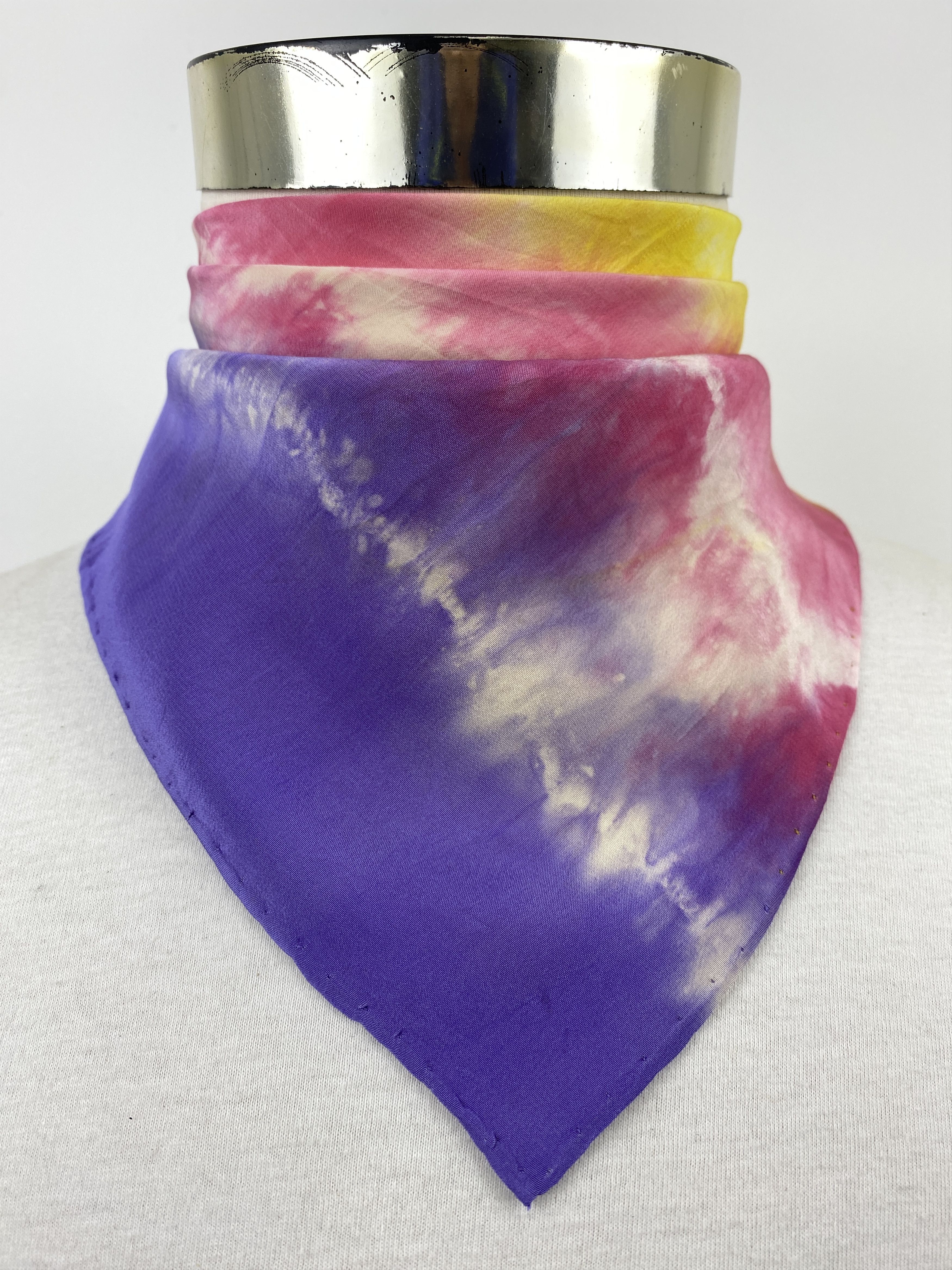 Japanese Brand Vintage Silk Handkerchief / Neckerchief HKC0667 Size ONE SIZE - 6 Thumbnail
