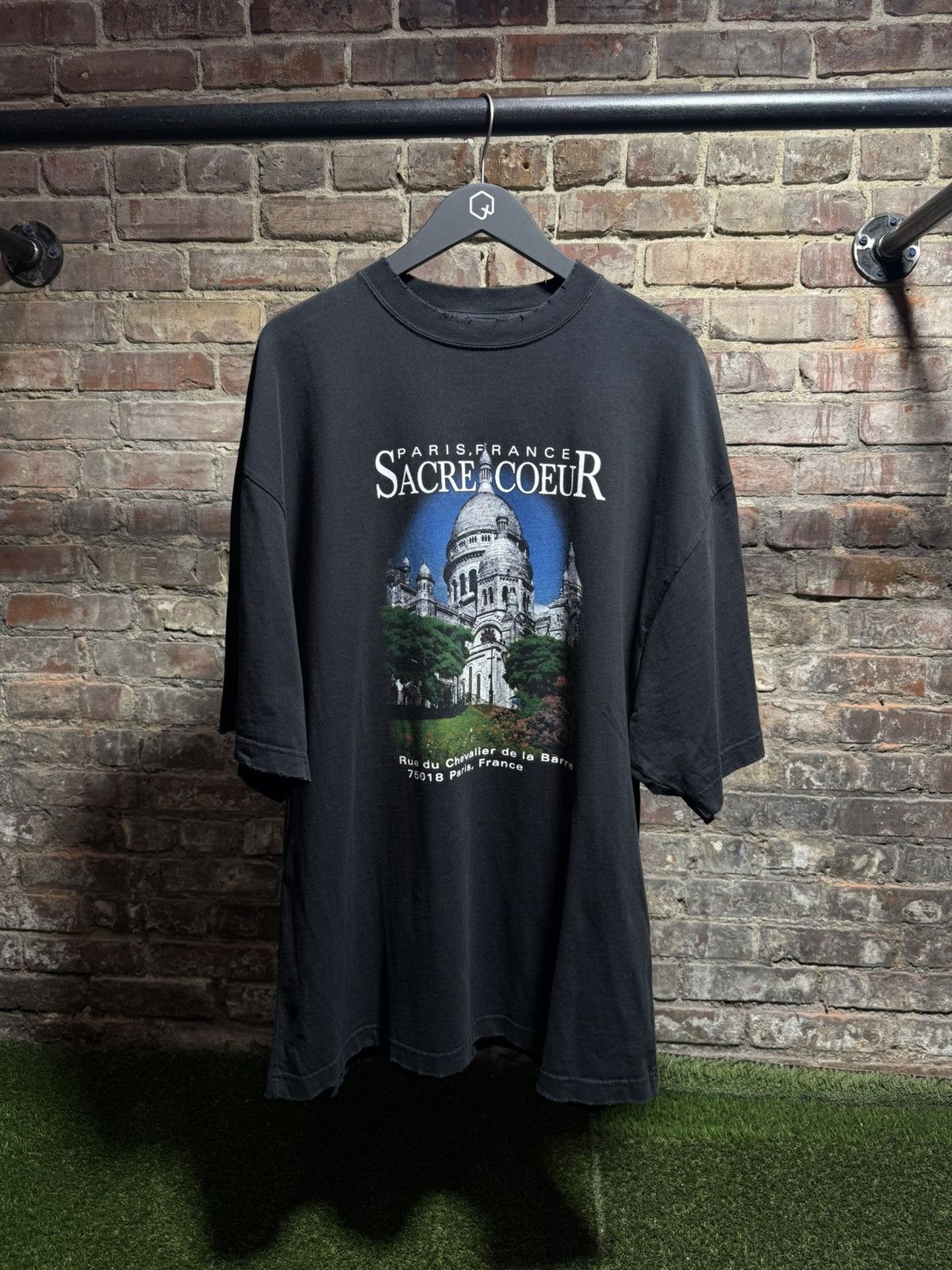 Balenciaga Balenciaga Sacre Coeur Tee Size US S / EU 44-46 / 1 - 1 Thumbnail