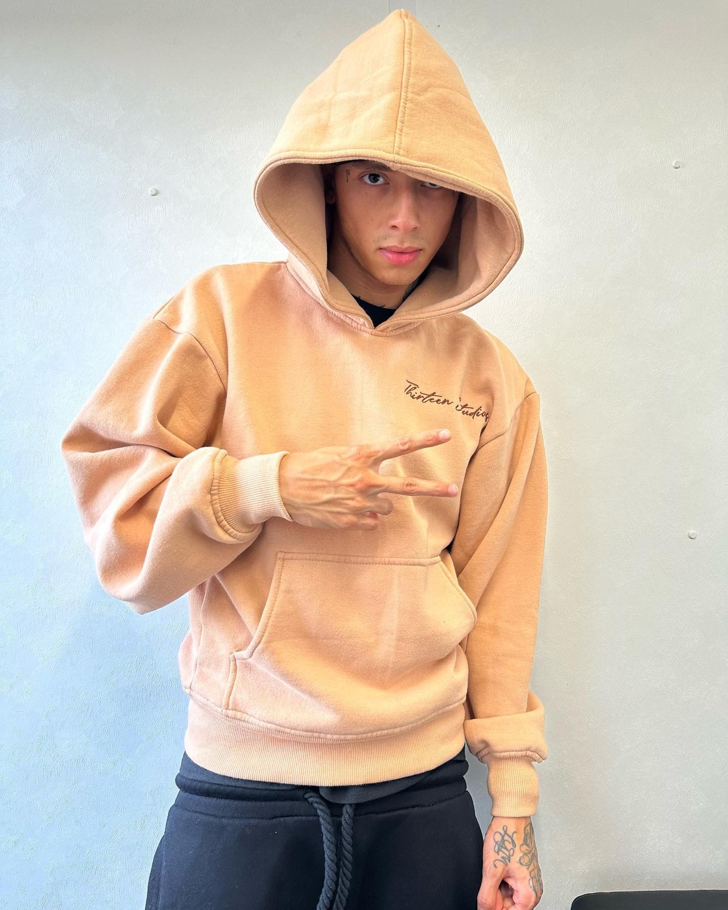 Thirteen Studios Thirteen Studios Sand/Cream Hoodie Size US L / EU 52-54 / 3 - 1 Thumbnail