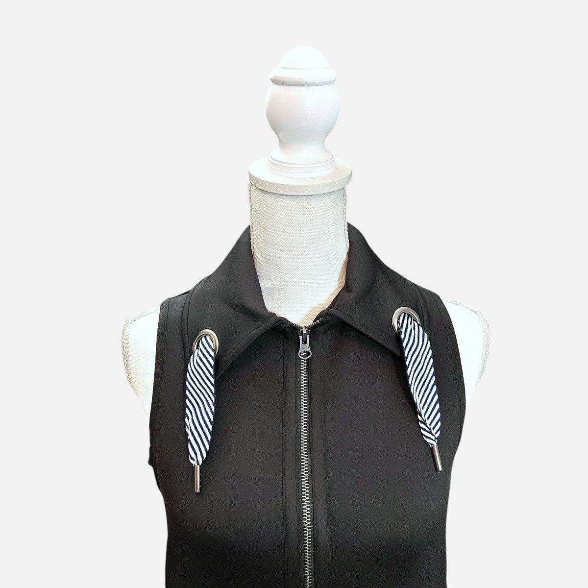 Other Belyn Key Women’s Onyx Grommet Full Zip Vest Black Sz XS Size XS / US 0-2 / IT 36-38 - 5 Thumbnail