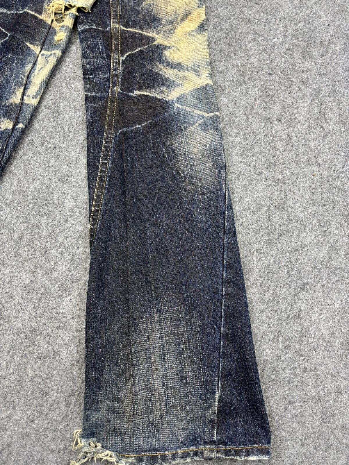 Tornado Mart 💥Archval SuperFlare💥Tornado Mart Artisanal Fade Denim F912 Size US 34 / EU 50 - 23 Thumbnail