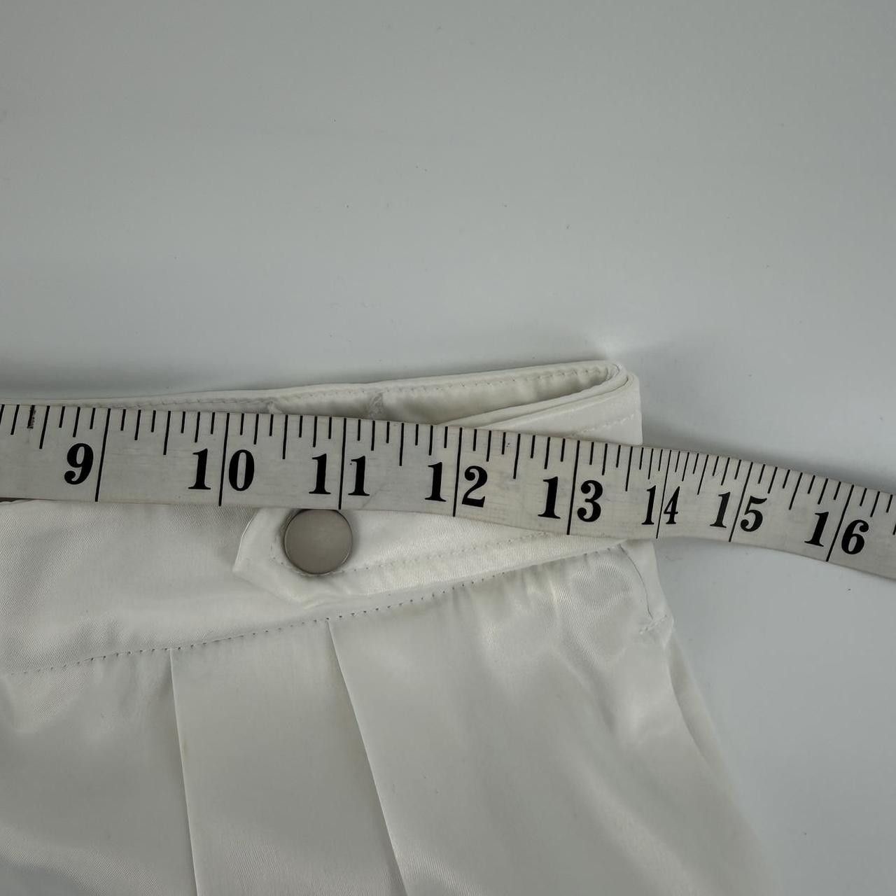 Akira AKIRA White Satin Pleated High Waisted Jogger Pants S Size 28" / US 6 / IT 42 - 5 Thumbnail