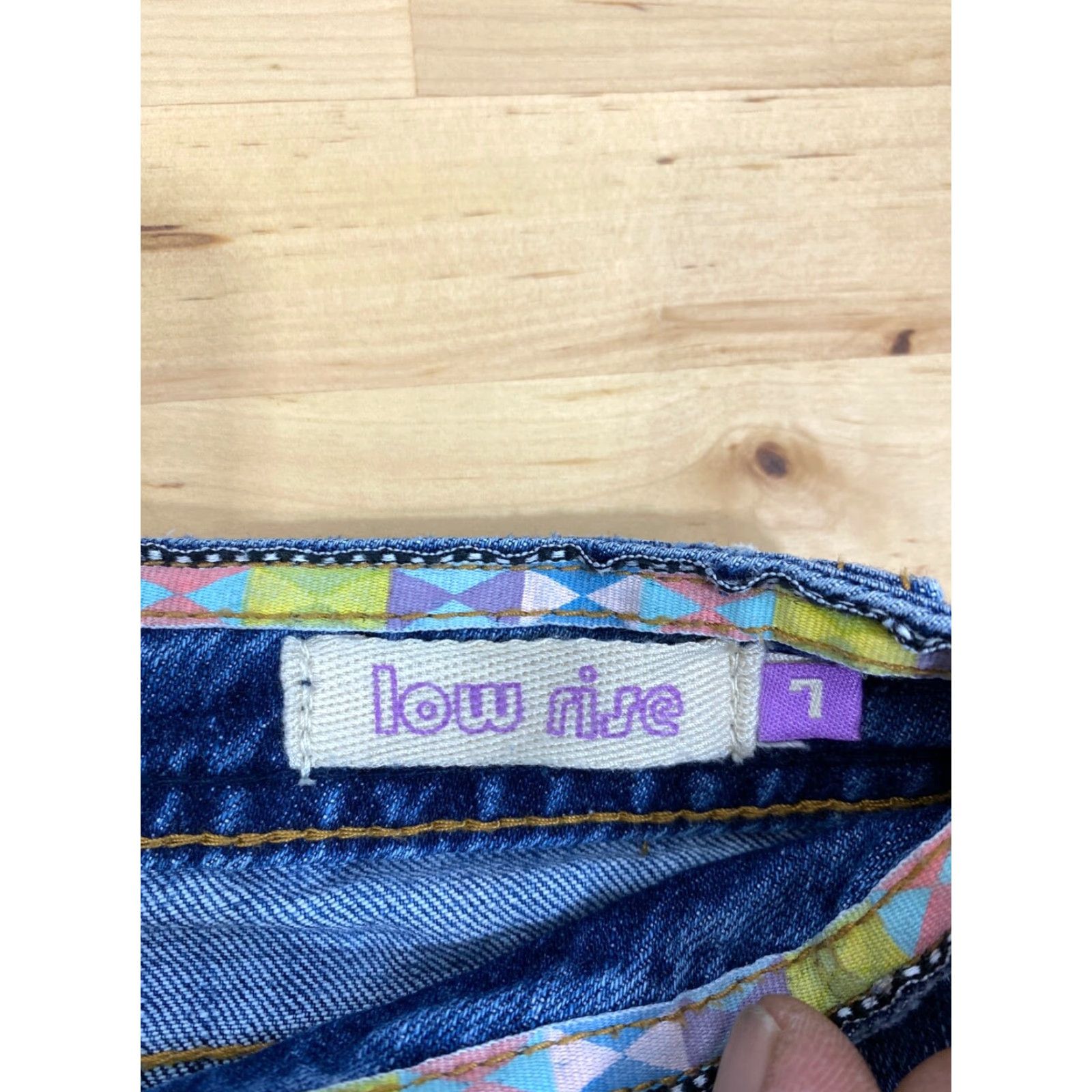 Billabong Billabong Women's Denim Shorts Logo Low Rise Gray 7 | 31 in Waist | 5-Pocket Design | Vintage? No | Regular Fit | Button Zip Size 24" / US 00 / IT 34 - 4 Thumbnail