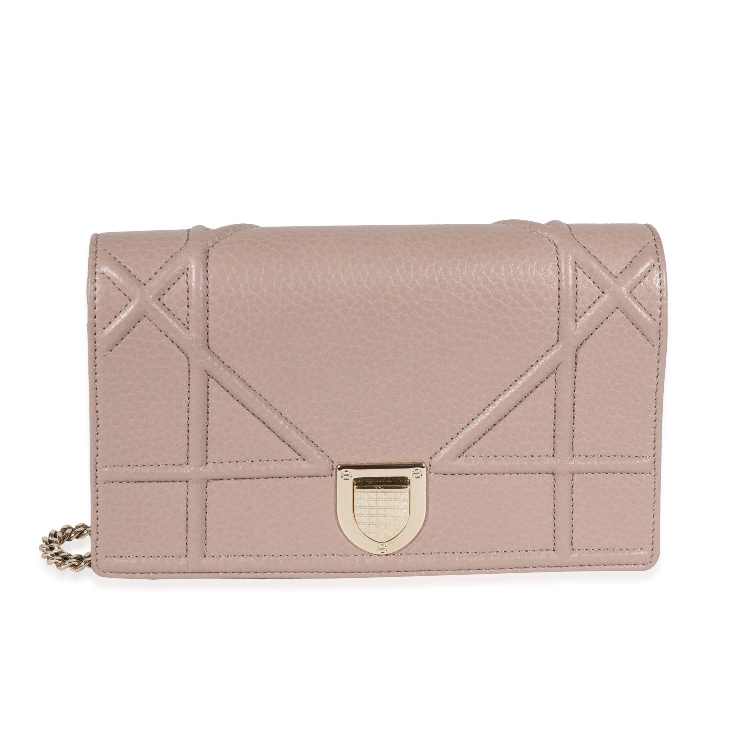 image of Dior Mauve Pebbled Leather Diorama Chain Wallet in Pink, Women's