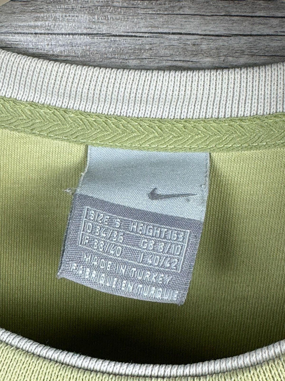 Nike NIKE VINTAGE HOODIE Y2K DRILL STYLE SIZE S Size US S / EU 44-46 / 1 - 5 Thumbnail