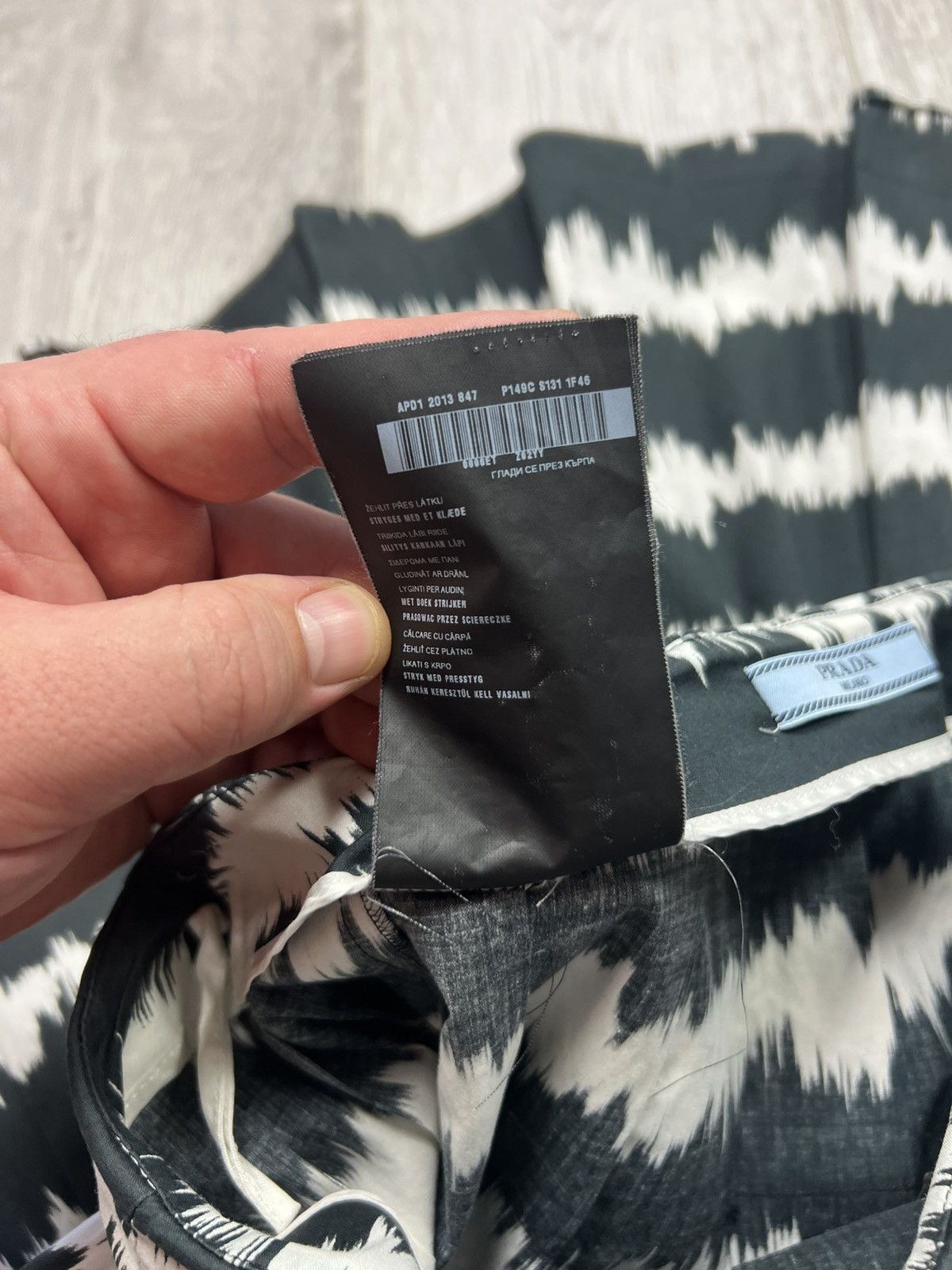 Prada Prada Milano 2013 Striped Skirt Size 40 Size 27" / US 4 / IT 40 - 23 Thumbnail
