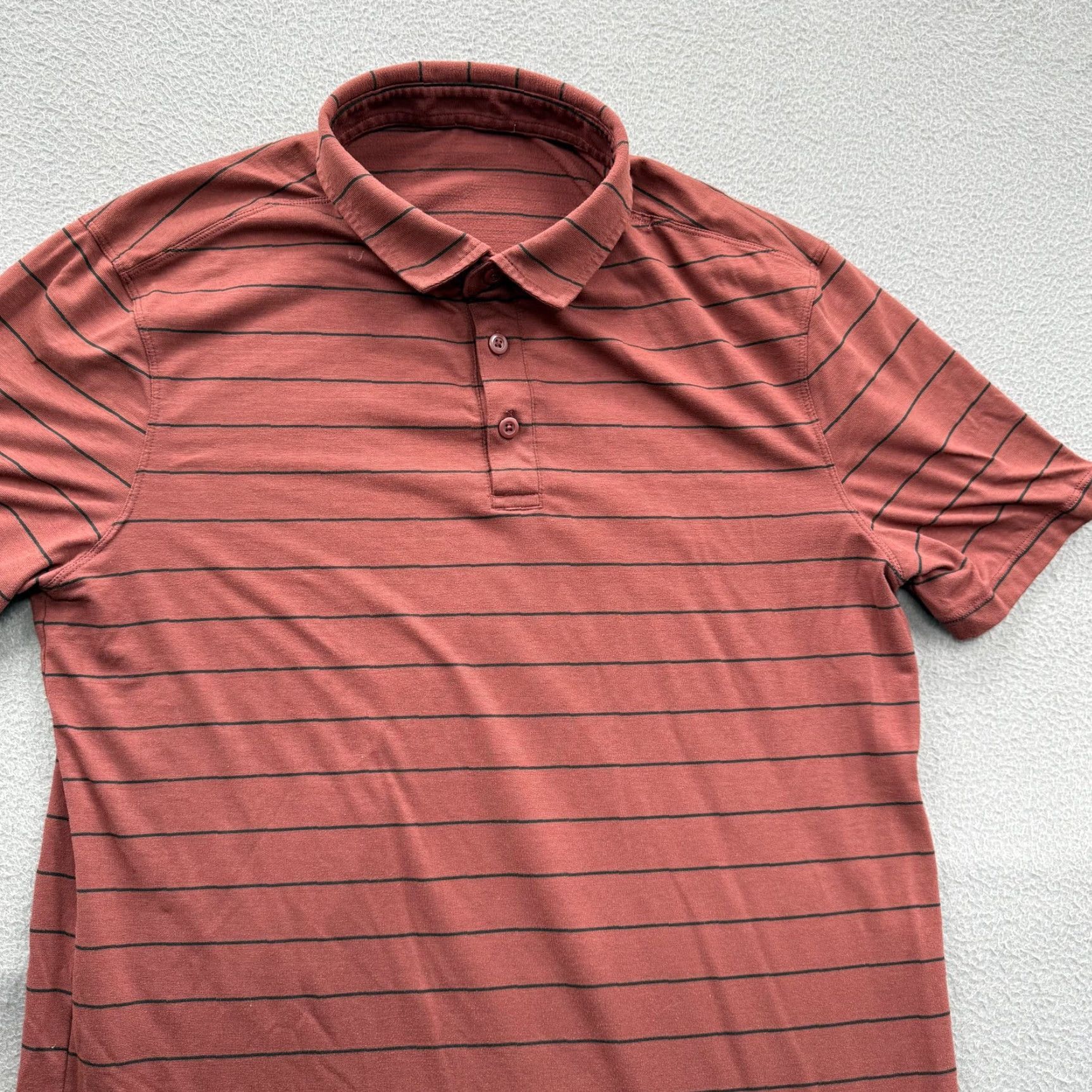 Lululemon Lululemon Polo Shirt Mens M Red Striped Performance Golf Lightweight Shirt Size US M / EU 48-50 / 2 - 7 Thumbnail