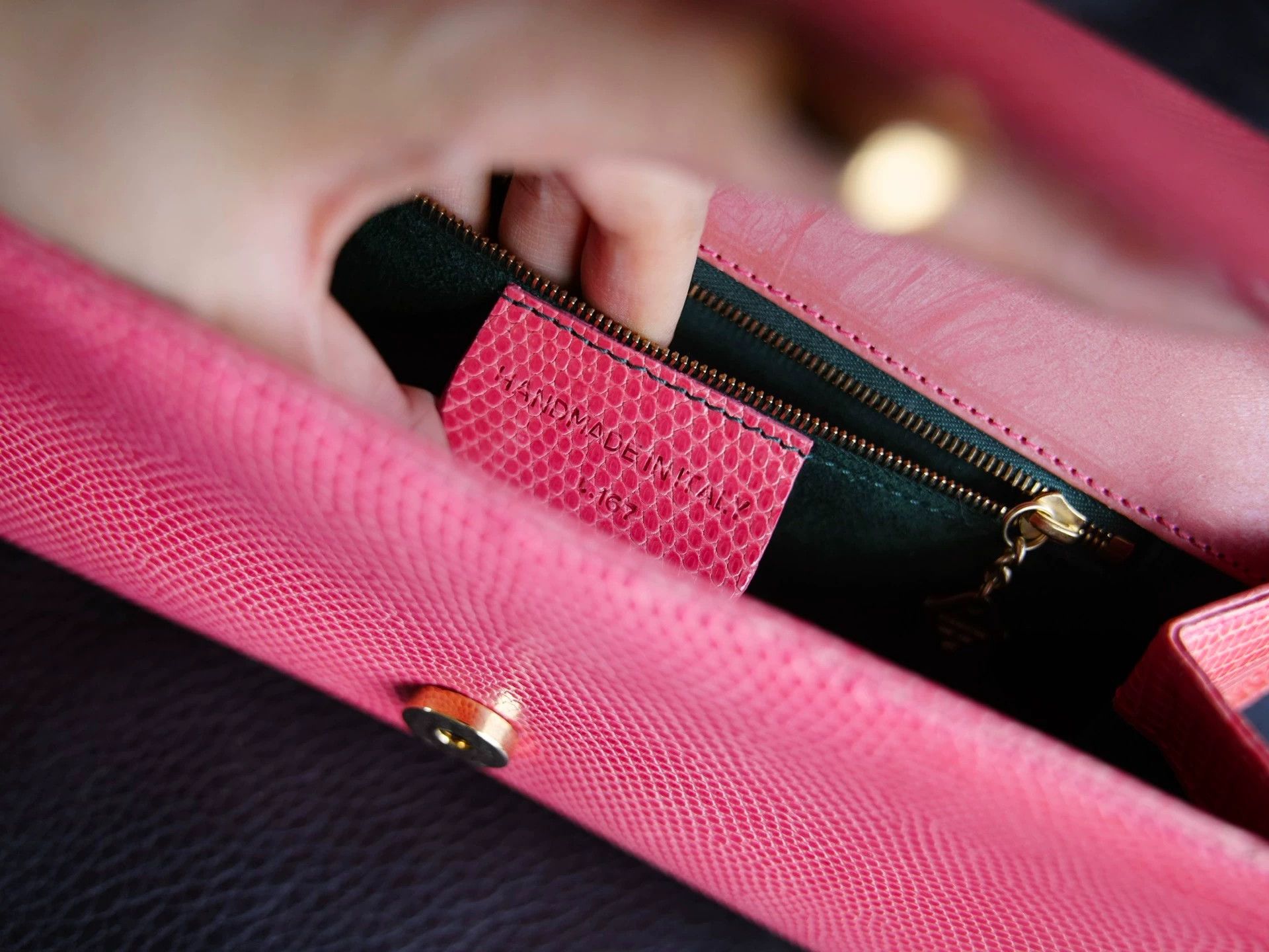 Other BKC vintage dog lizard skin peach pink chain tote women's Size ONE SIZE - 7 Thumbnail