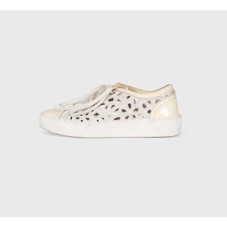 Chanel Chanel White Perforated Logo Low-Top Sneakers Sz. 35.5 Size US 5.5 / IT 35.5 - 1 Thumbnail