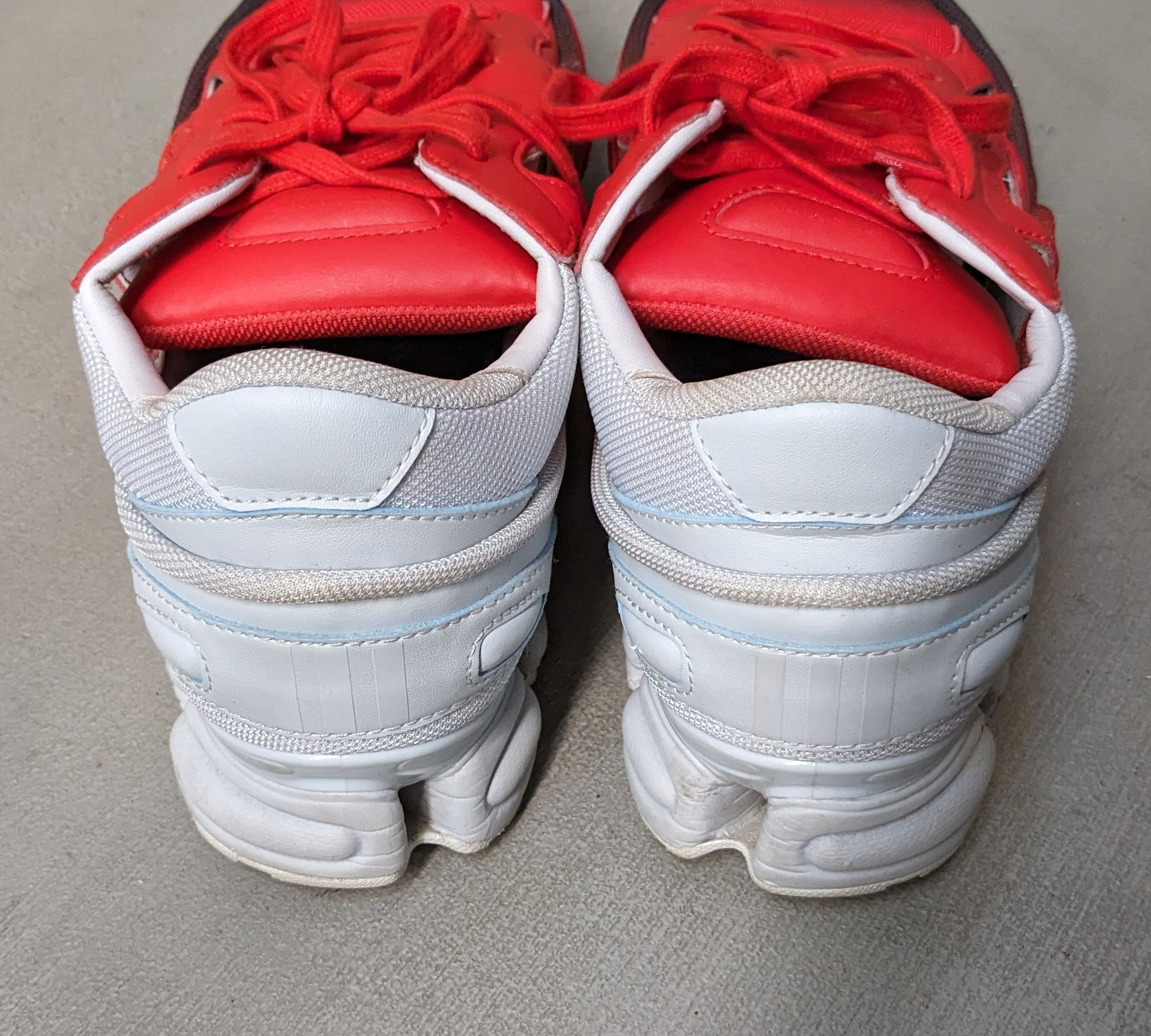 adidas EE7933 RAF SIMONSレッドグラデーションシューズ adidas EE7933 RAF SIMONSレッドグラデーションシューズ adidas EE7933