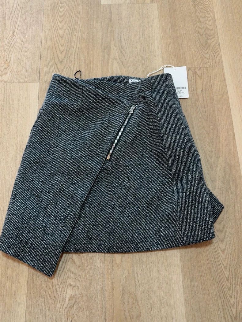 Acne Studios Acne Studios A black women's skirt Size 35" - 1 Thumbnail