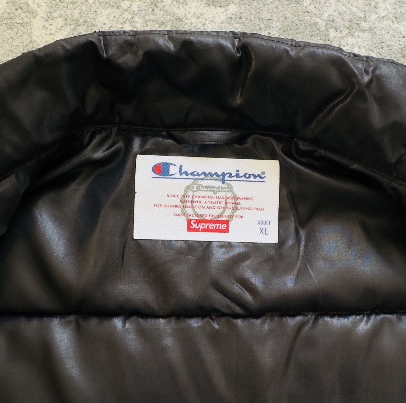 Champion × Supreme Supreme x Champion Puffer Vest in XL. Size US XL / EU 56 / 4 - 3 Thumbnail