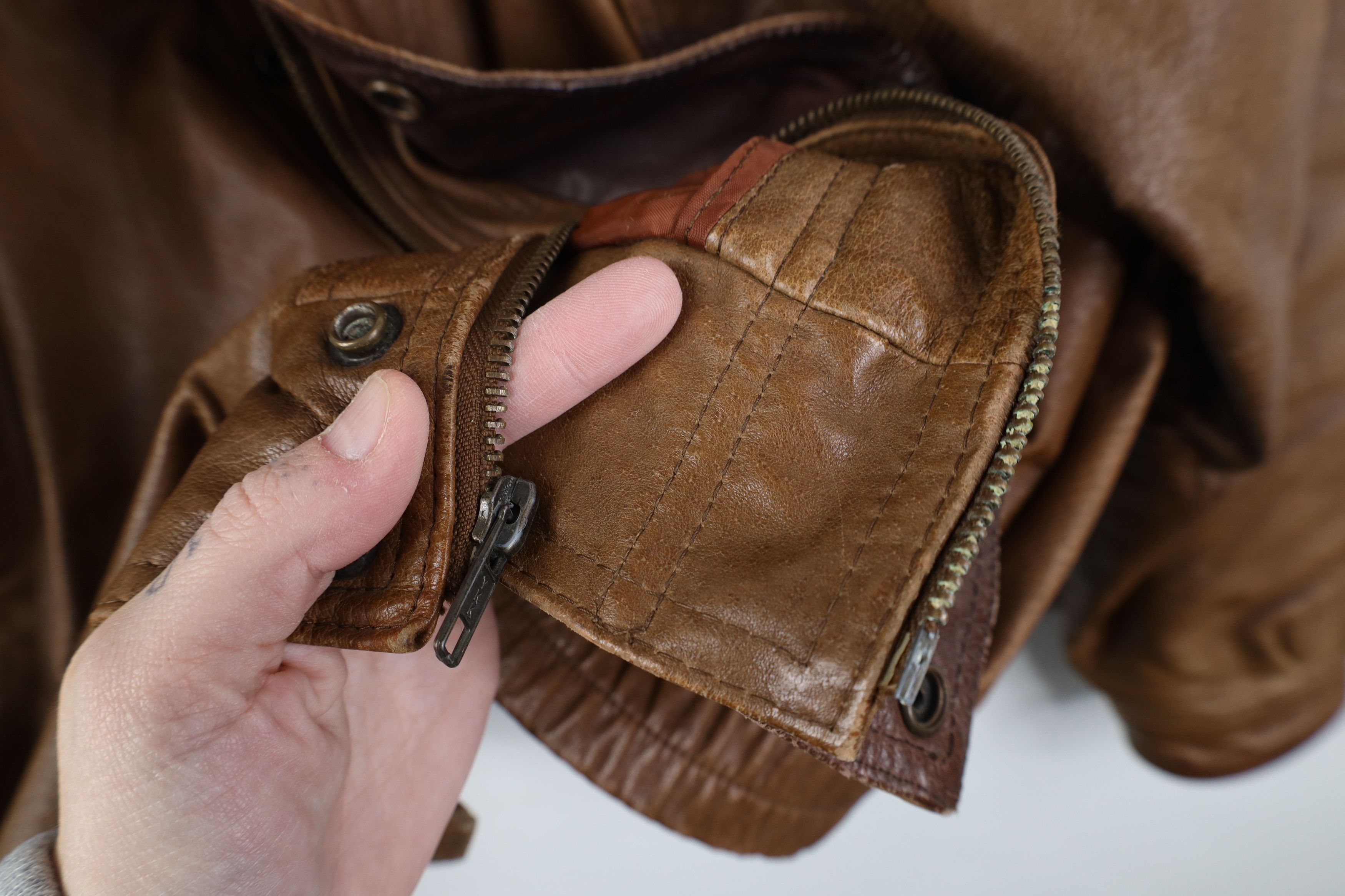 Vintage AS IS Vintage 90s Streetwear Leather Chore Bomber Jacket Size US L / EU 52-54 / 3 - 10 Thumbnail