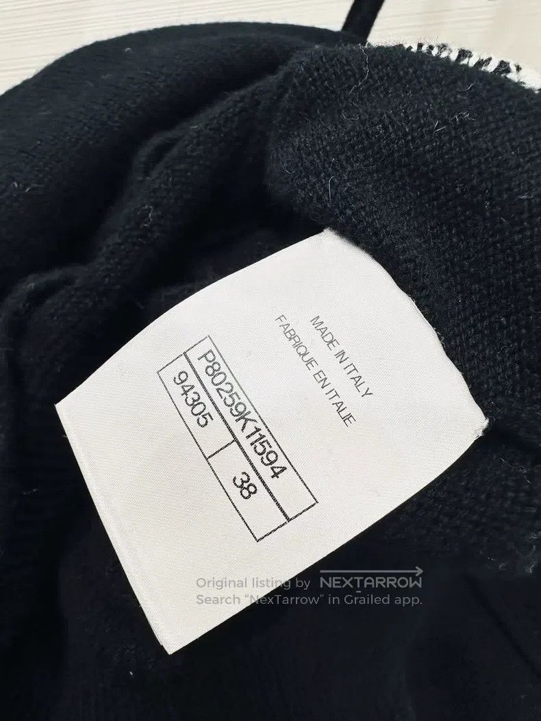 Chanel Chanel 25B black cashmere suspender slim dress Size XS / US 0-2 / IT 36-38 - 5 Thumbnail